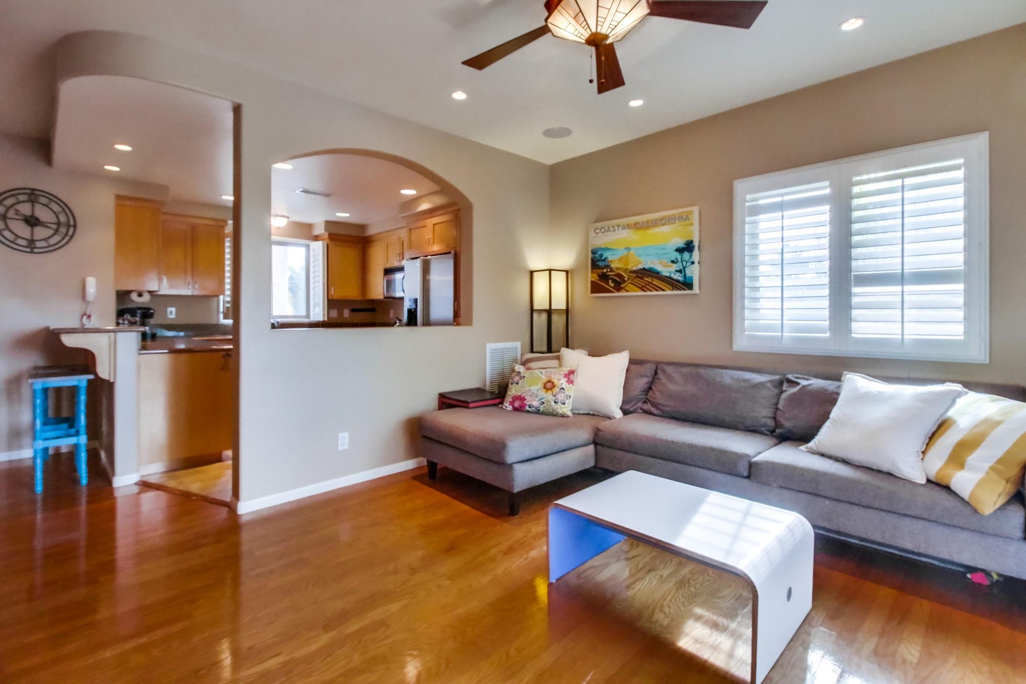 Pacific Beach Townhome gallery image 10