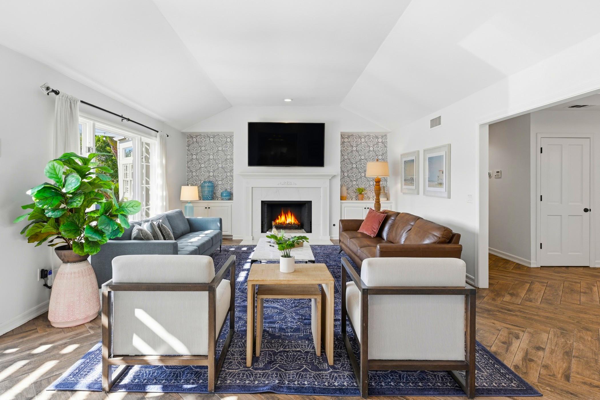 NEW HOME La Jolla Lifestyle Villa with Pool & Spa gallery image 7