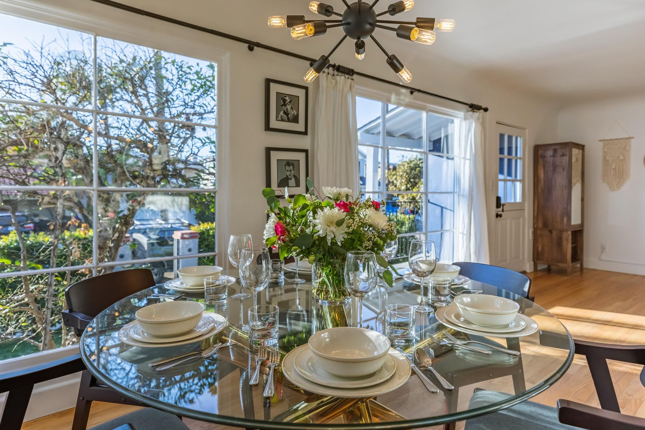 La Jolla Beach Bungalow gallery image 6