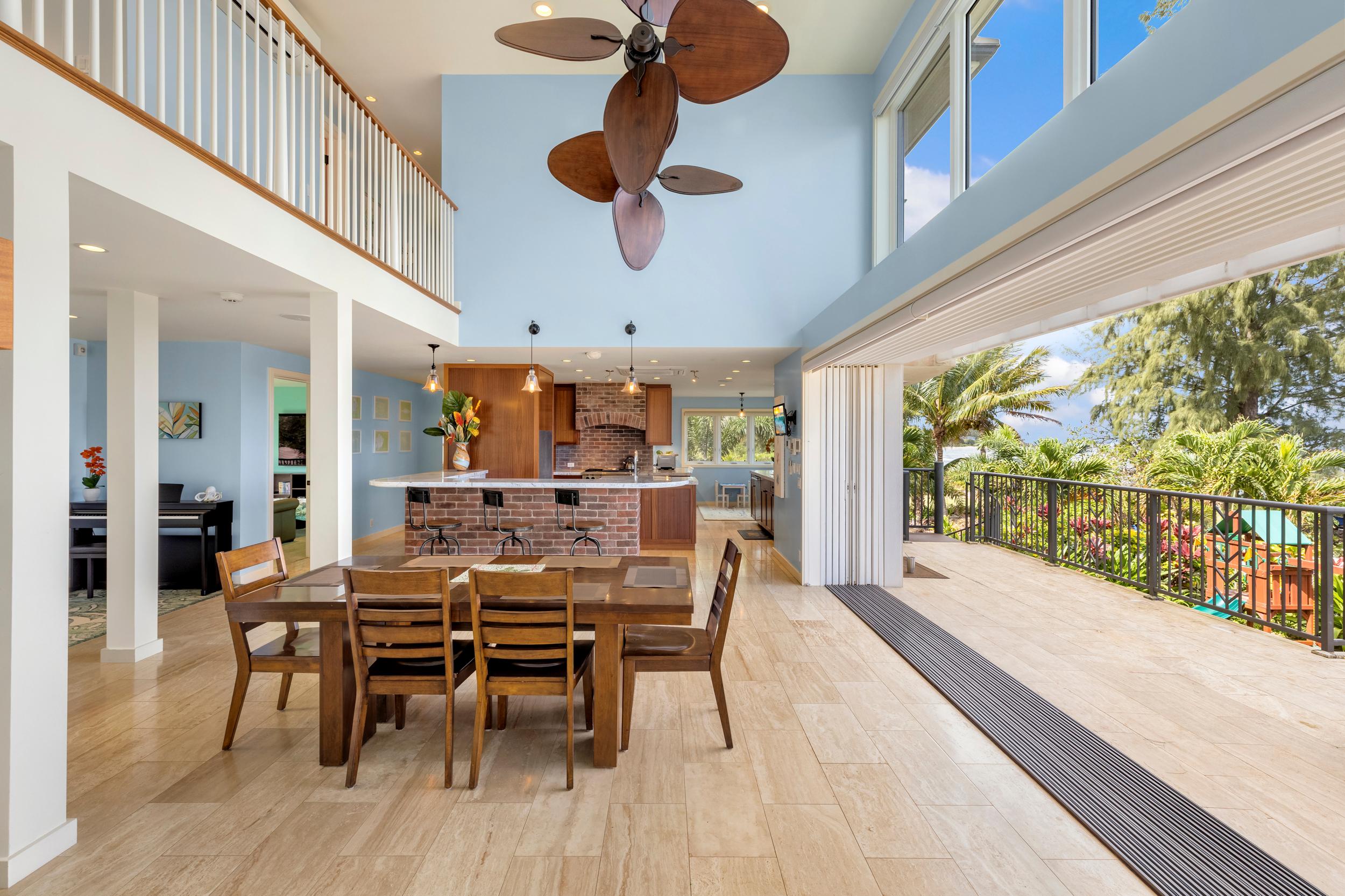 Waialua Beach House gallery image 7