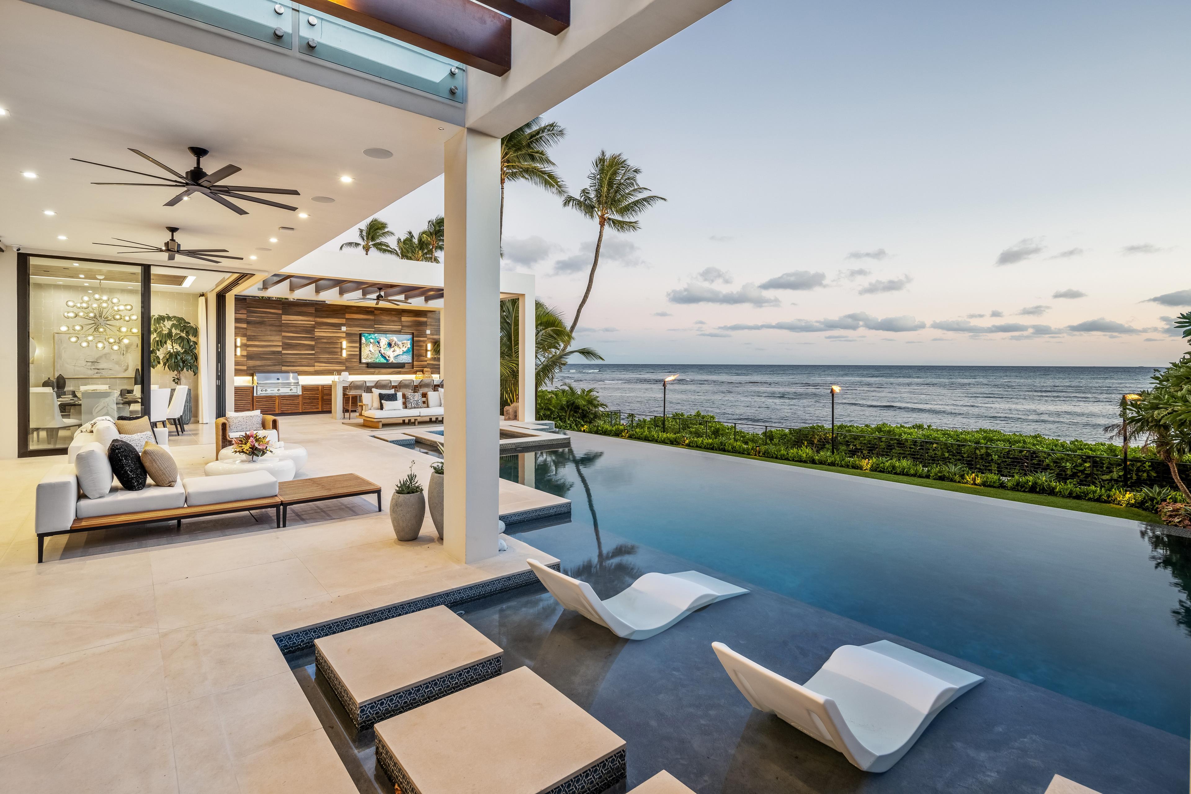 Diamond Head Grand Escape gallery image 7