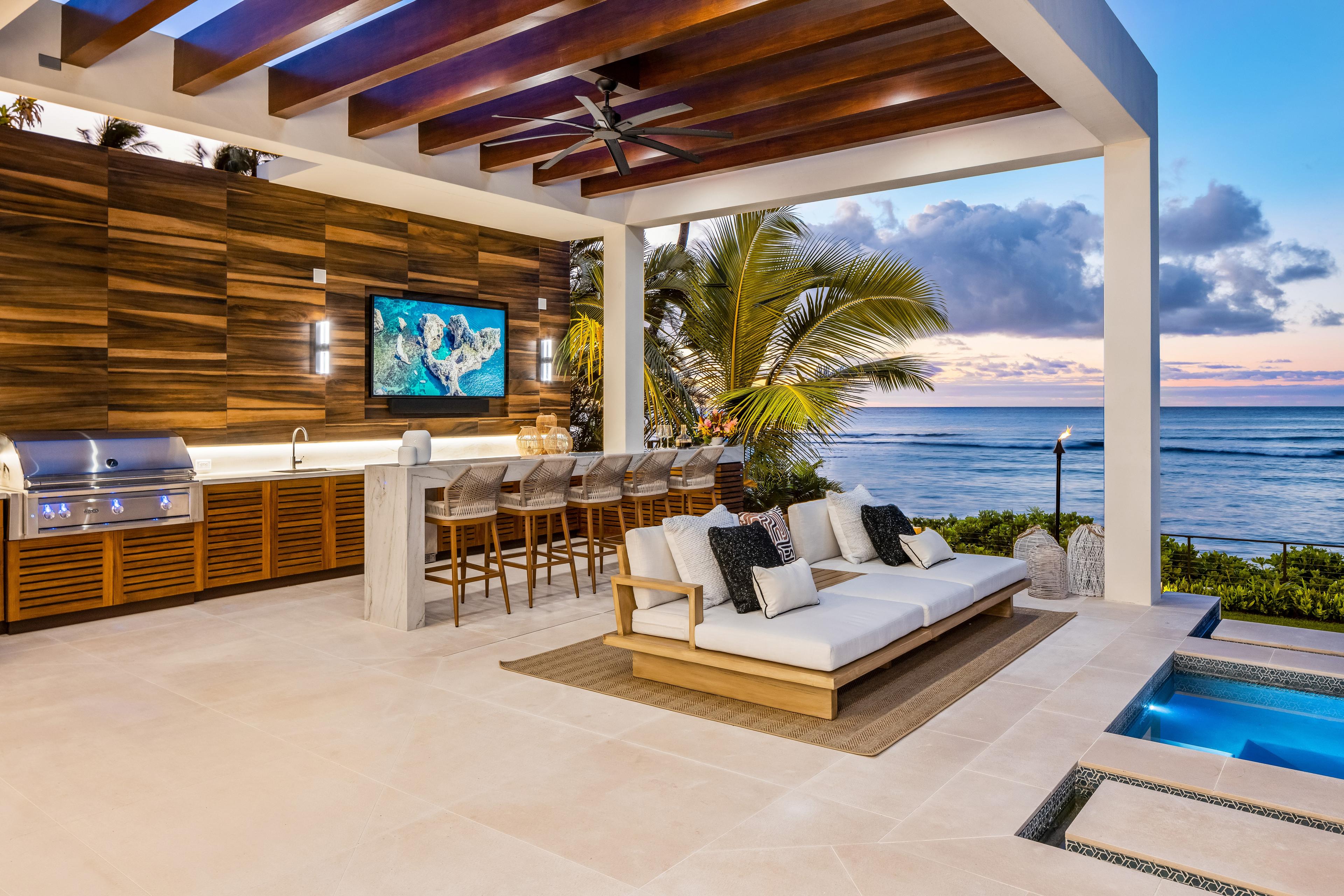 Diamond Head Grand Escape gallery image 9