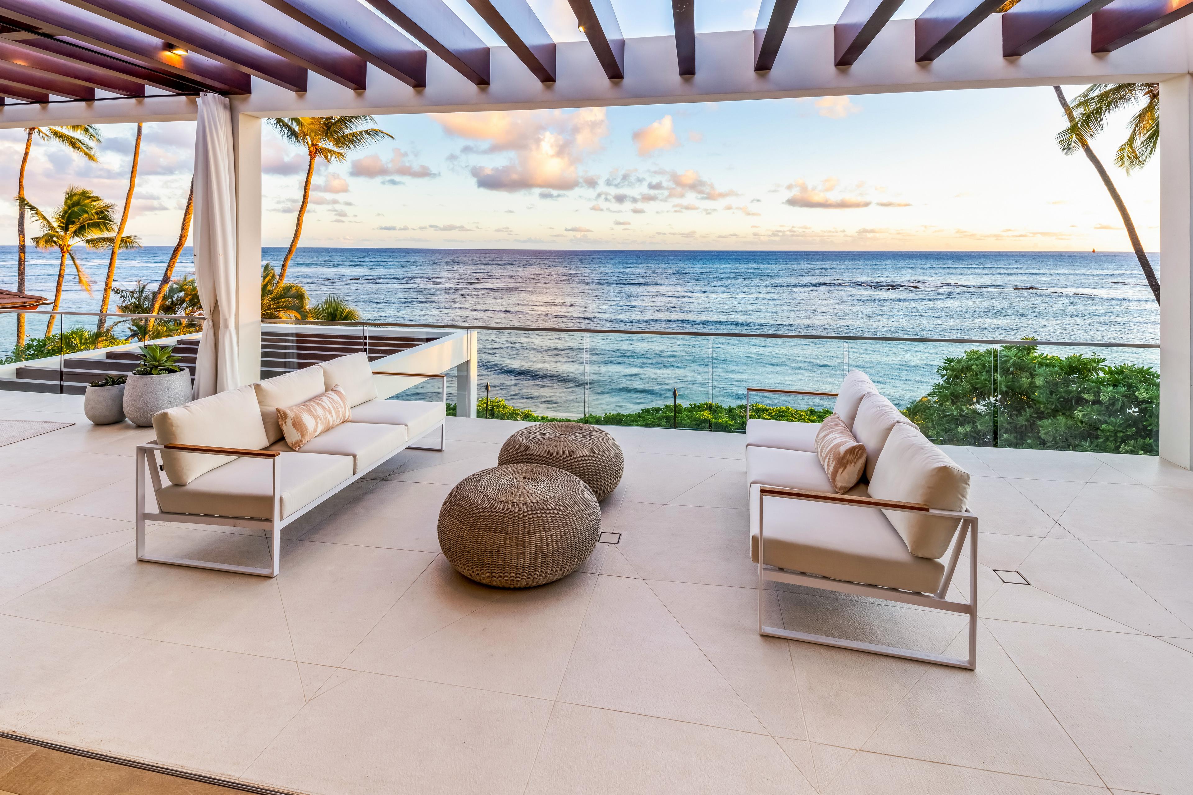 Diamond Head Grand Escape gallery image 8