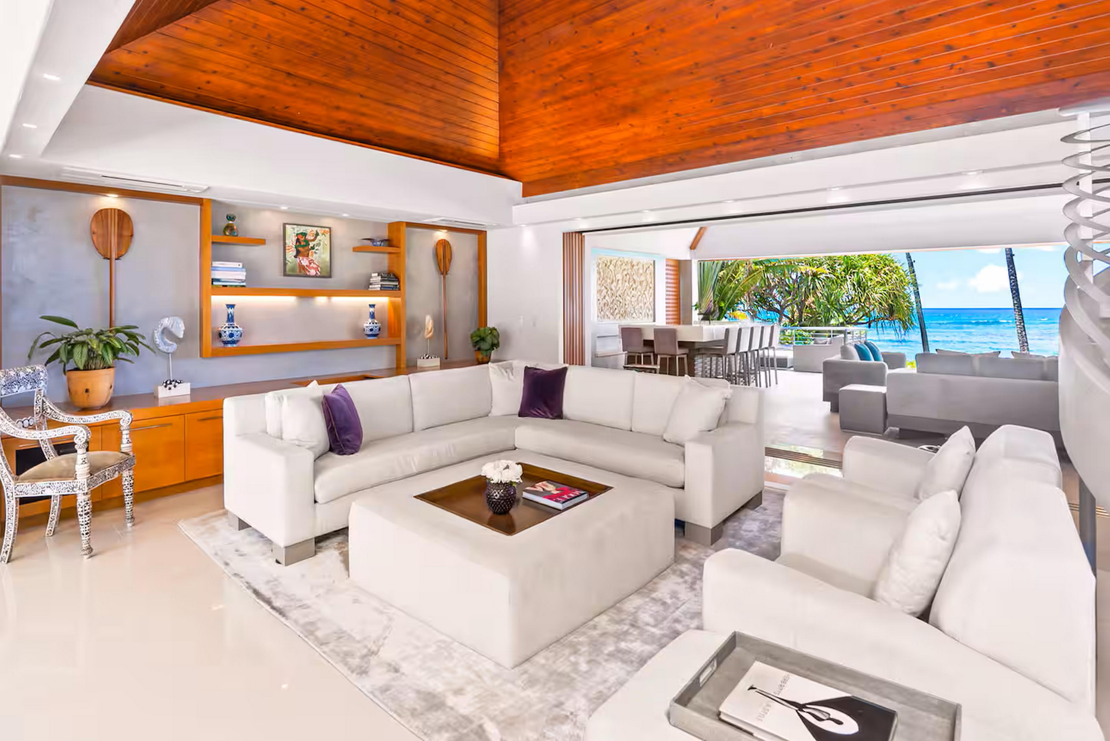 Diamond Head Beachfront Estate 9BR gallery image 4