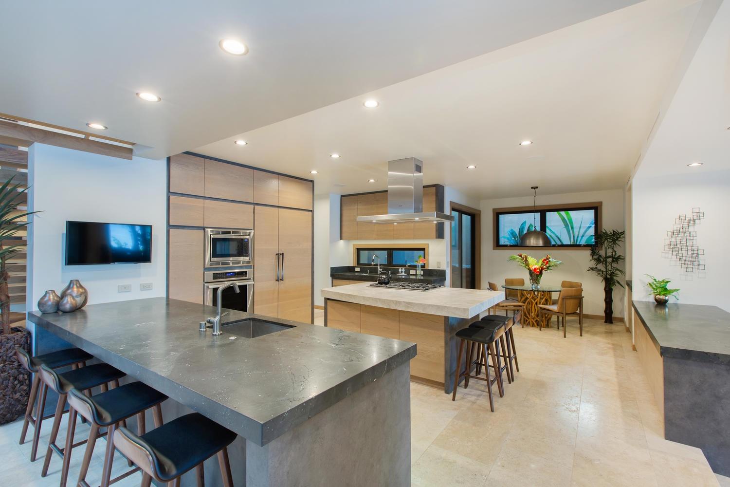 Ocean House 4 Bedroom gallery image 3