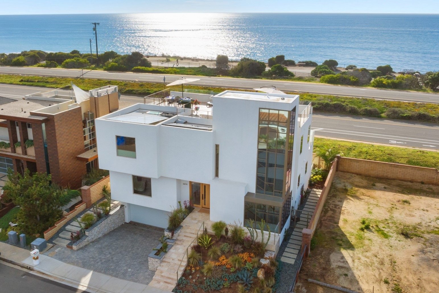 Surfside Carlsbad Estate