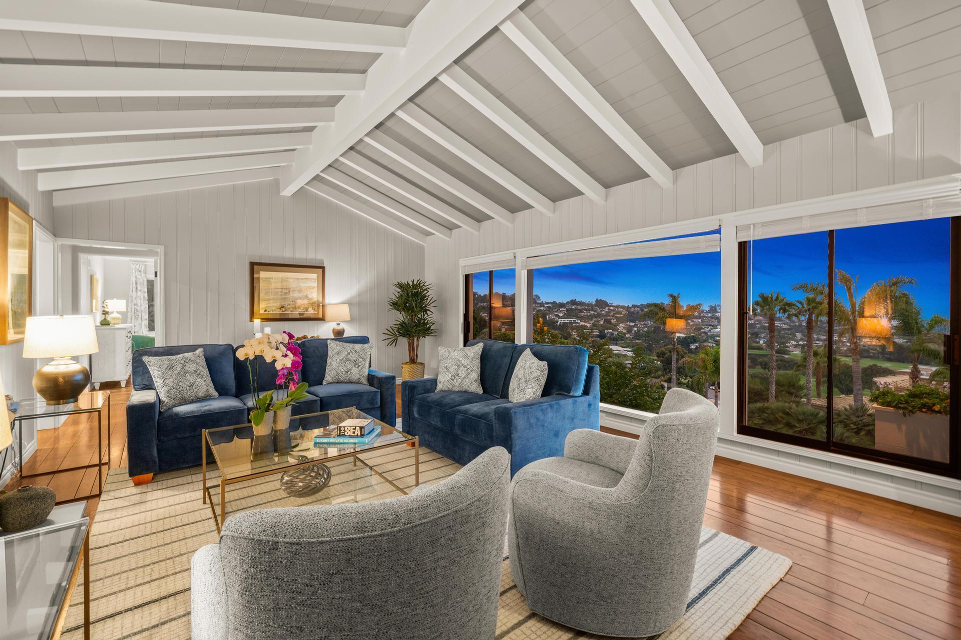 La Jolla Hilltop Haven with Ocean Views and Spa gallery image 7