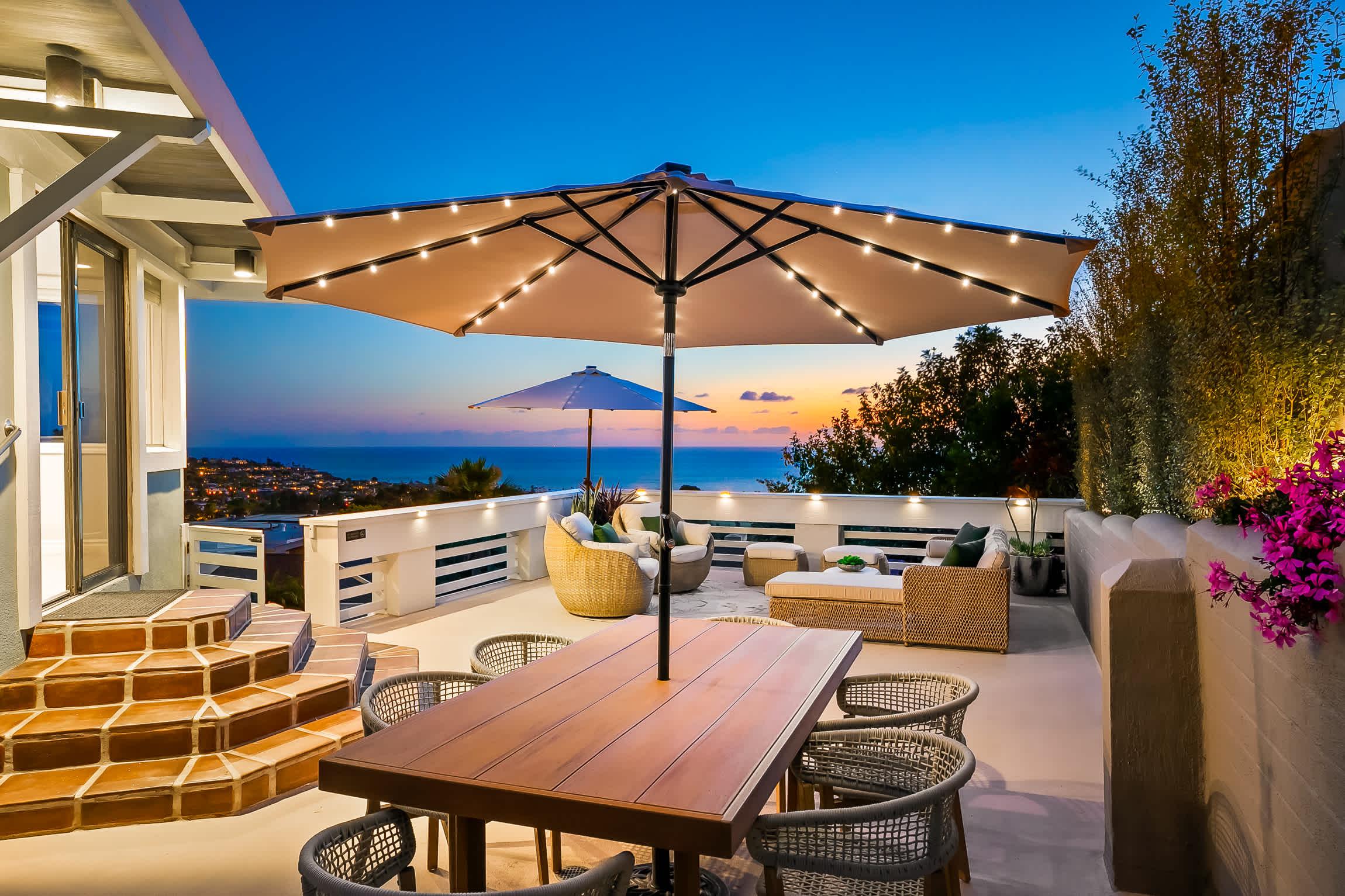 La Jolla Hilltop Haven with Ocean Views and Spa gallery image 3