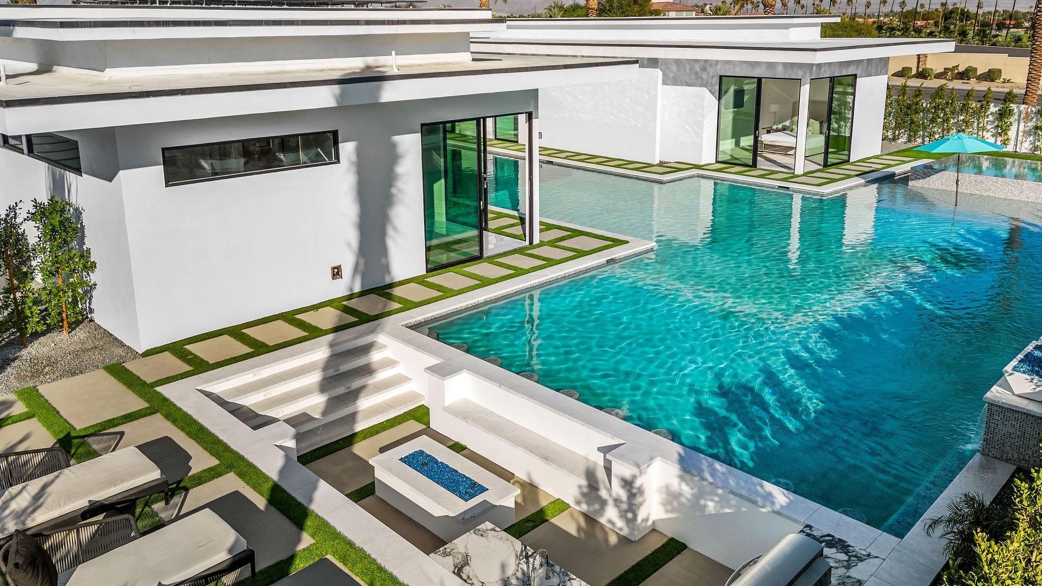 Bravo Villa #6 gallery image 6