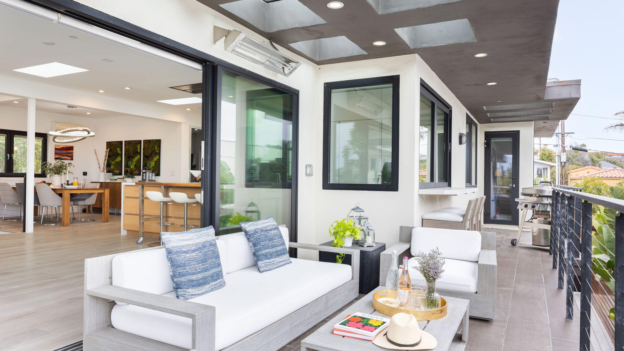Steps to Beach+Shops, Oceanview, Hot Tub+Firepit | Moonlight Modern gallery image 5