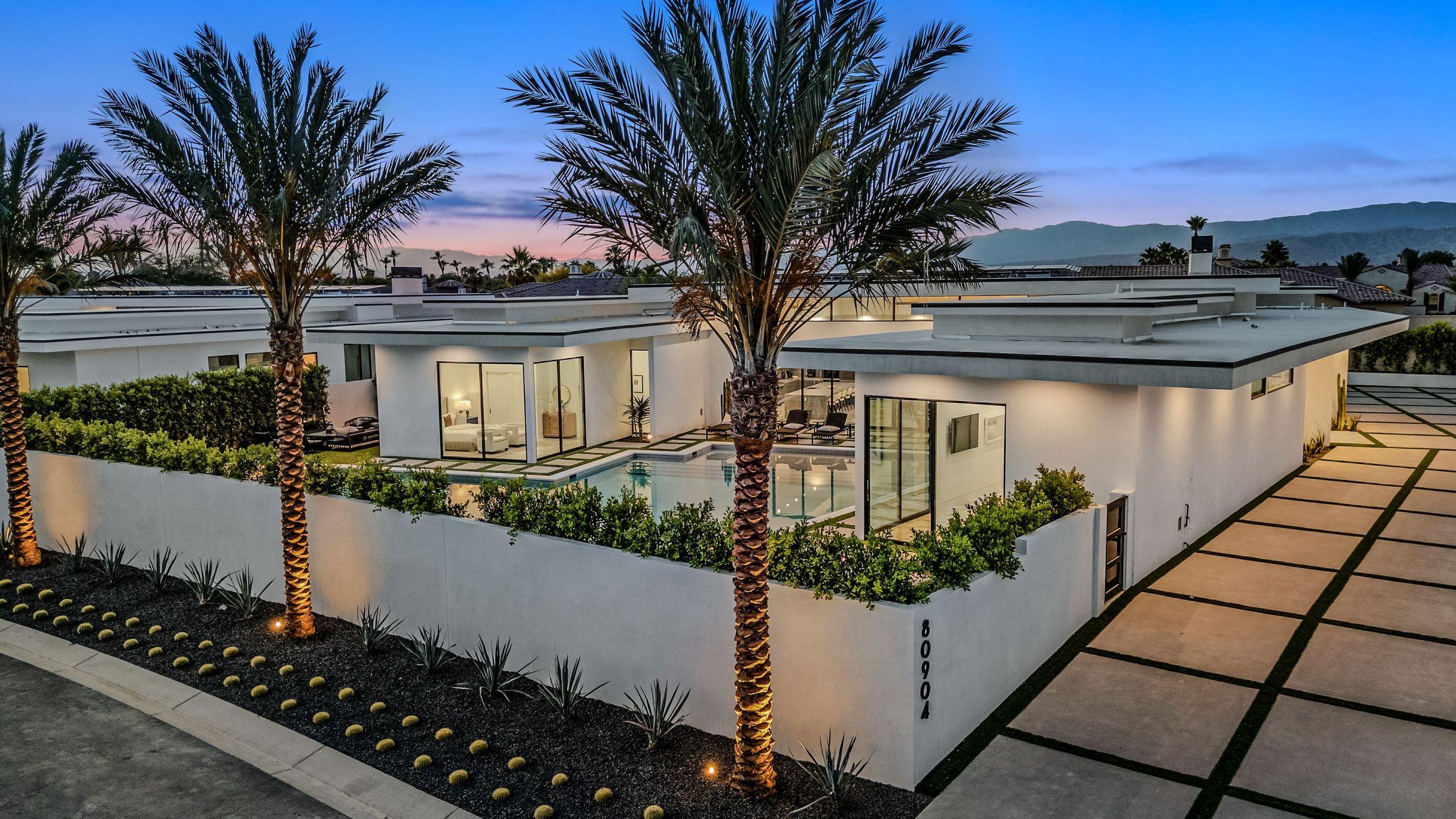 Sleeps 17 | Pool & Pickleball | Sun-Kissed Desert Escape | Bravo Villa #1 gallery image 8