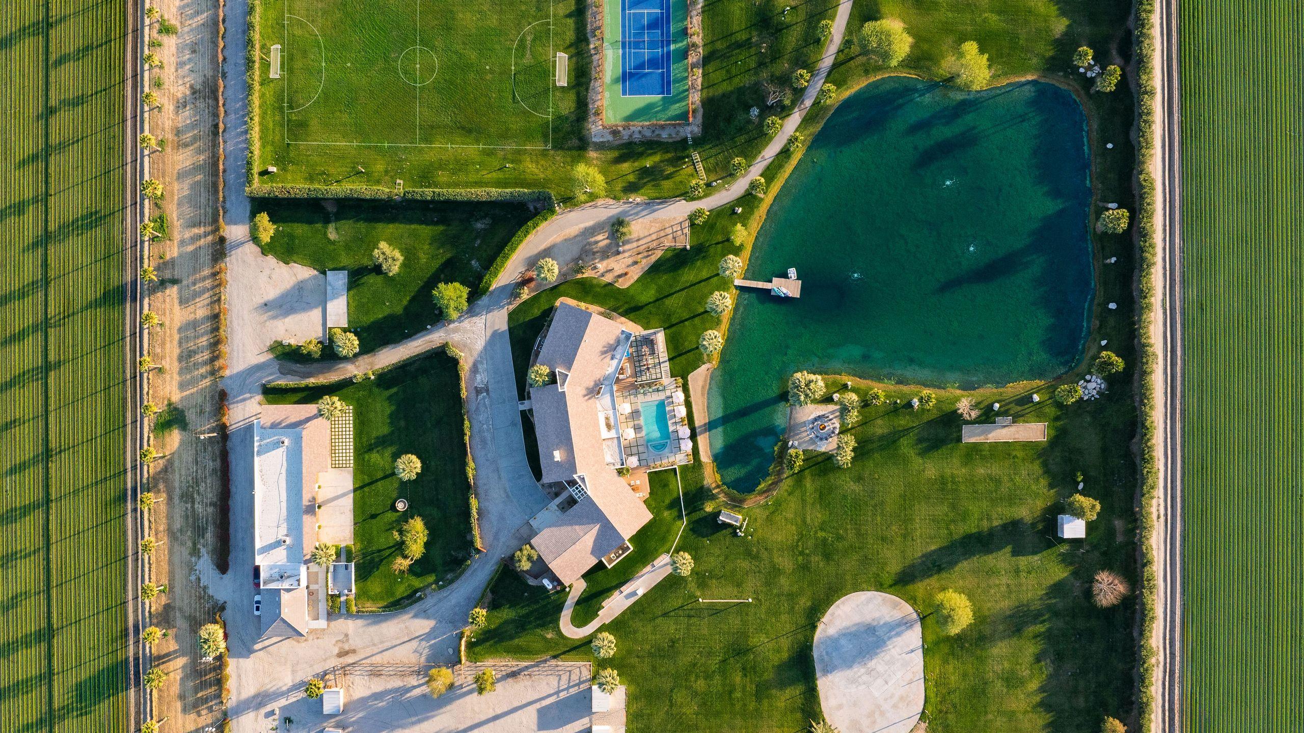 40-Acre Estate, Priv Lake, Tennis, Golf Green, Soccer | Buena Vista gallery image 4