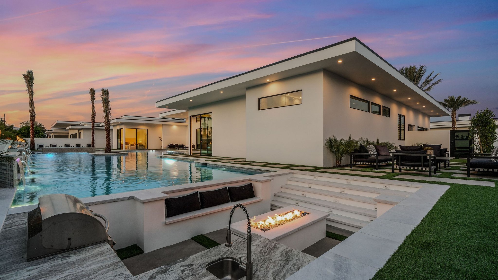 Bravo Villas Edge
