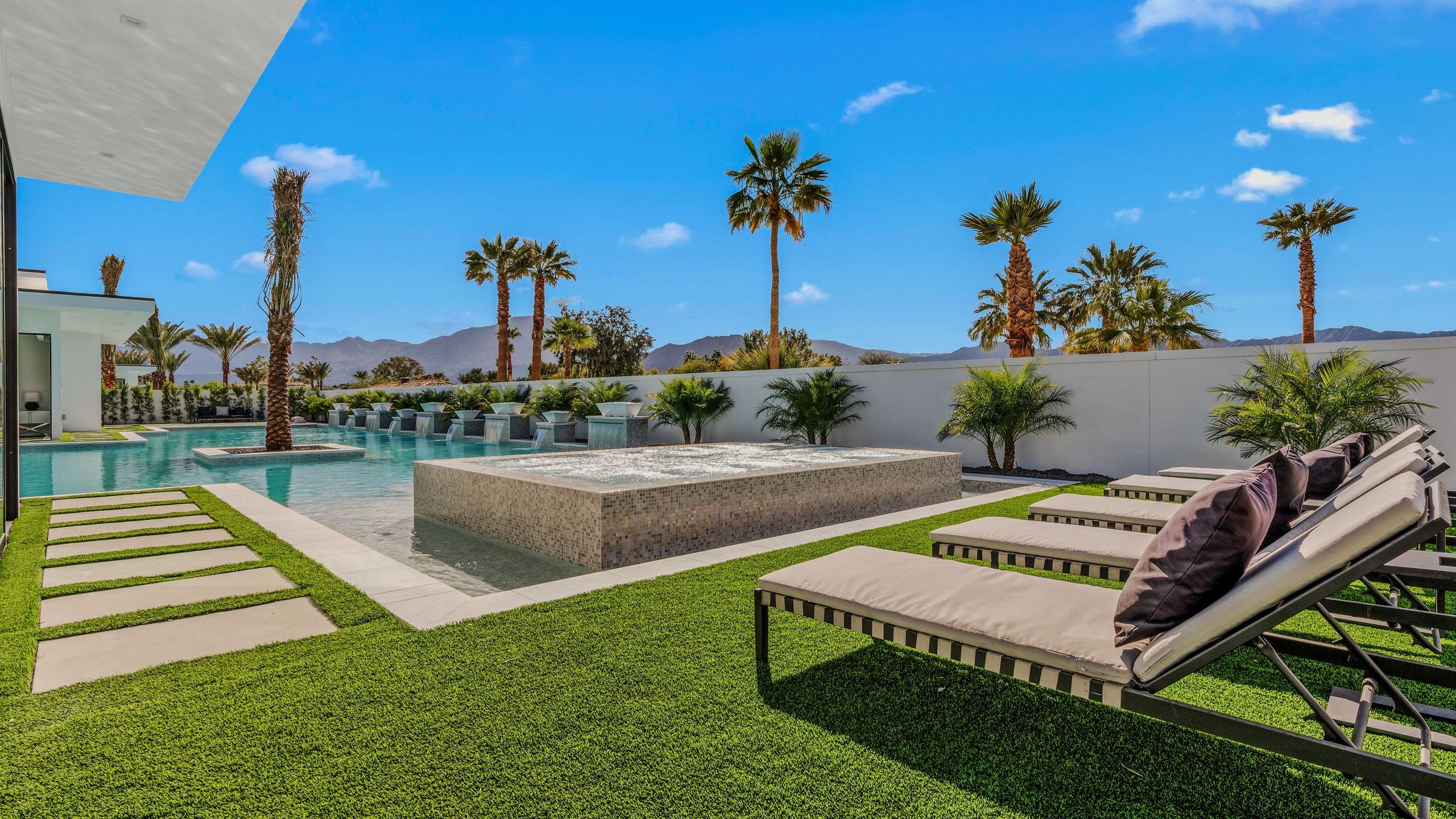 Fine 5-Bedroom Luxe Retreat w/ Pool & Hot Tub | Bravo Villa #15 gallery image 7