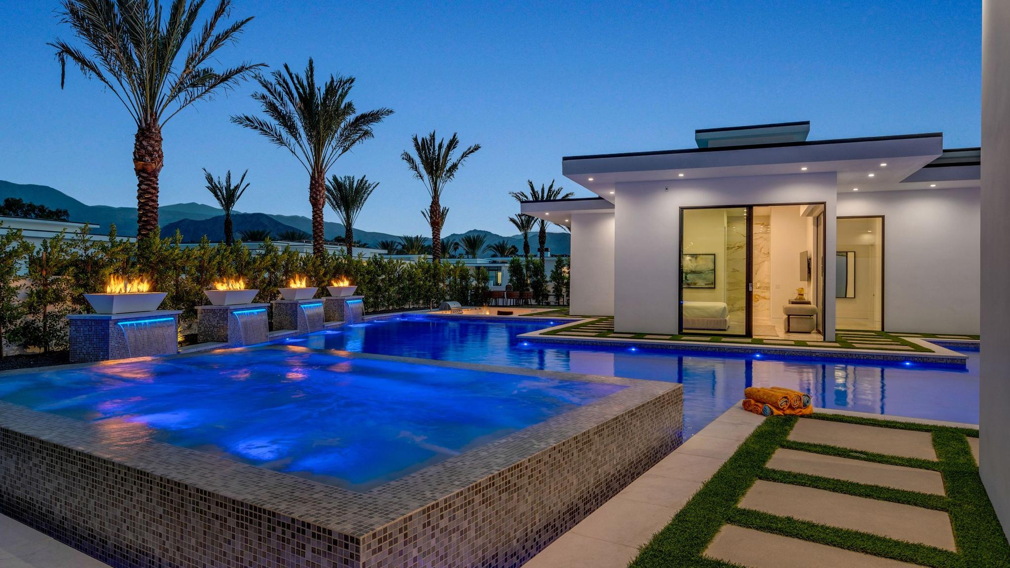 Bravo Villa #8 gallery image 7