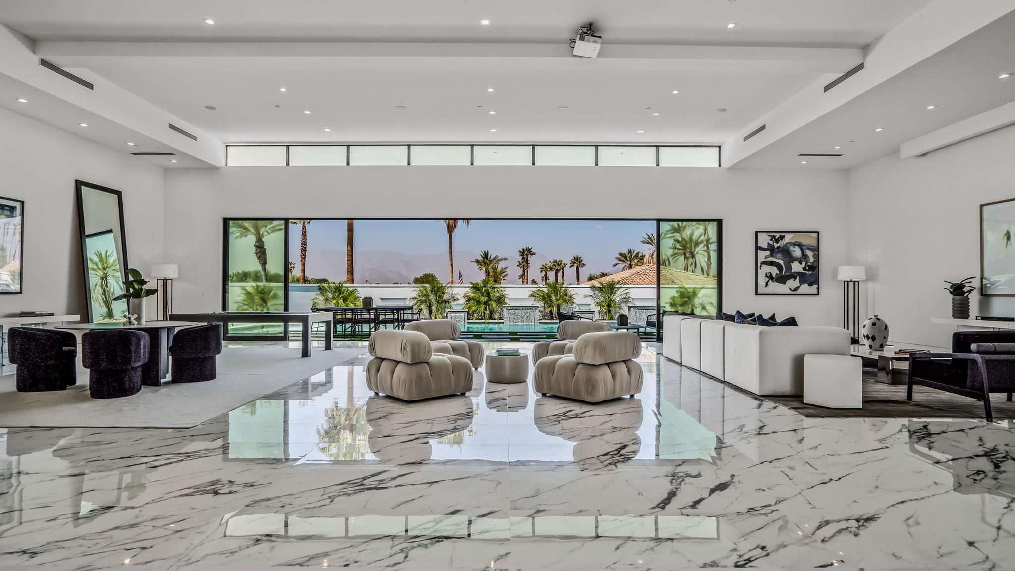Bravo Villa #16 gallery image 3
