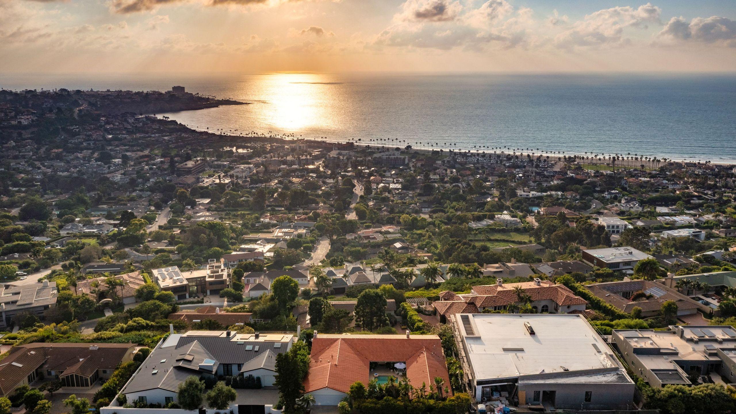 Cove Watch | A+ Views w/ Private Pool gallery image 7