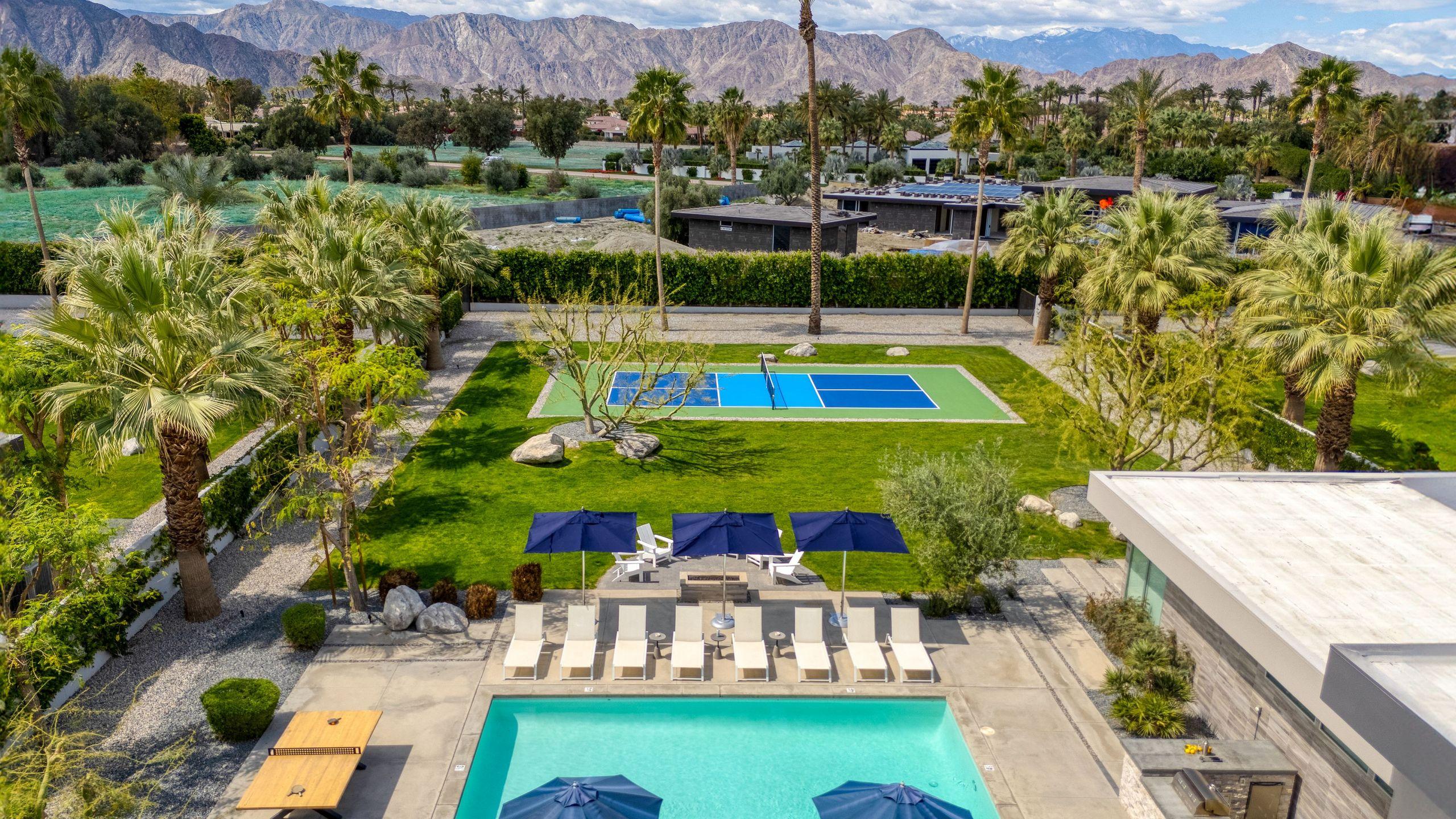 Polo Villas Trinity gallery image 4