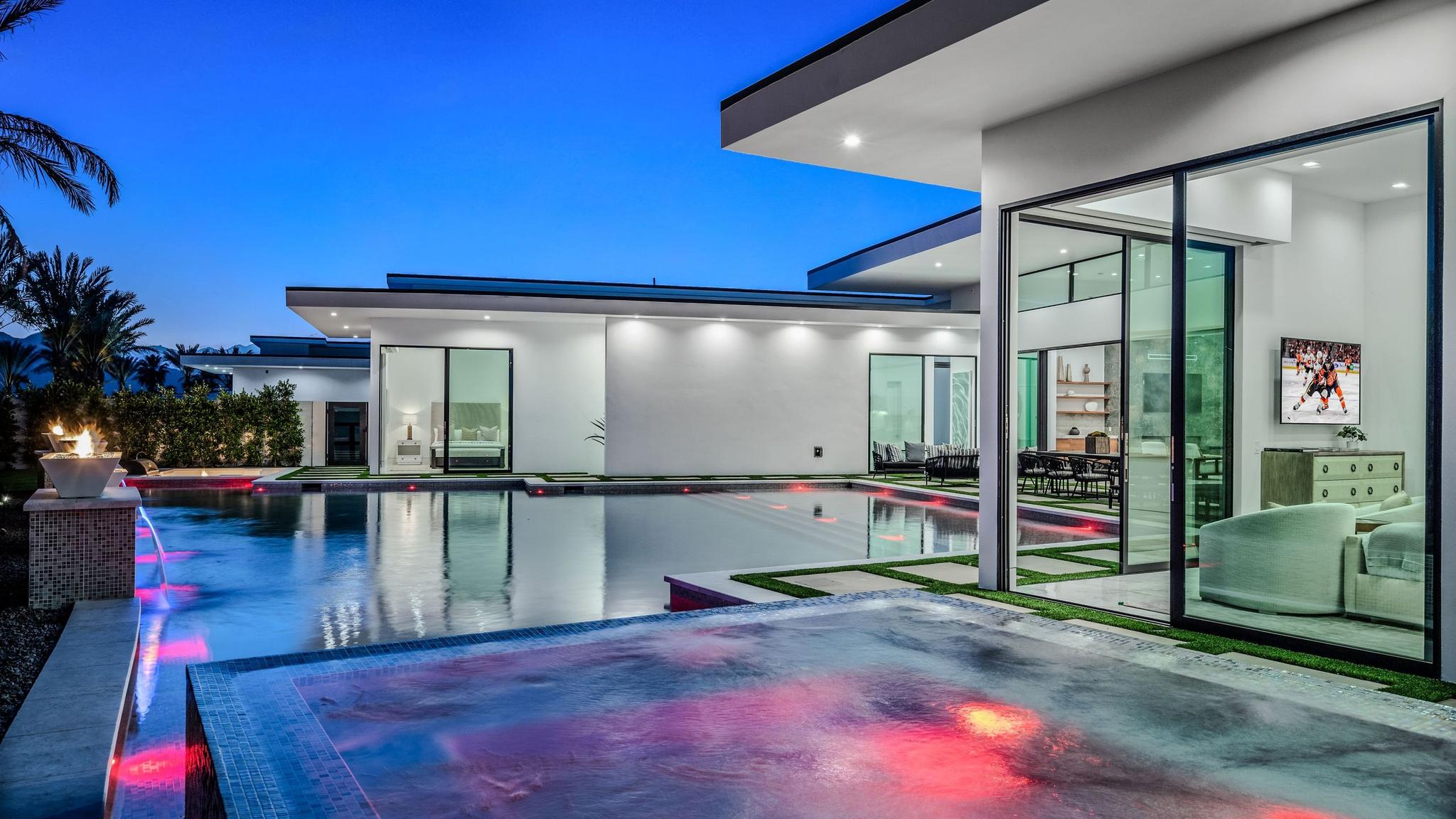 Bravo Villas Cielo gallery image 8
