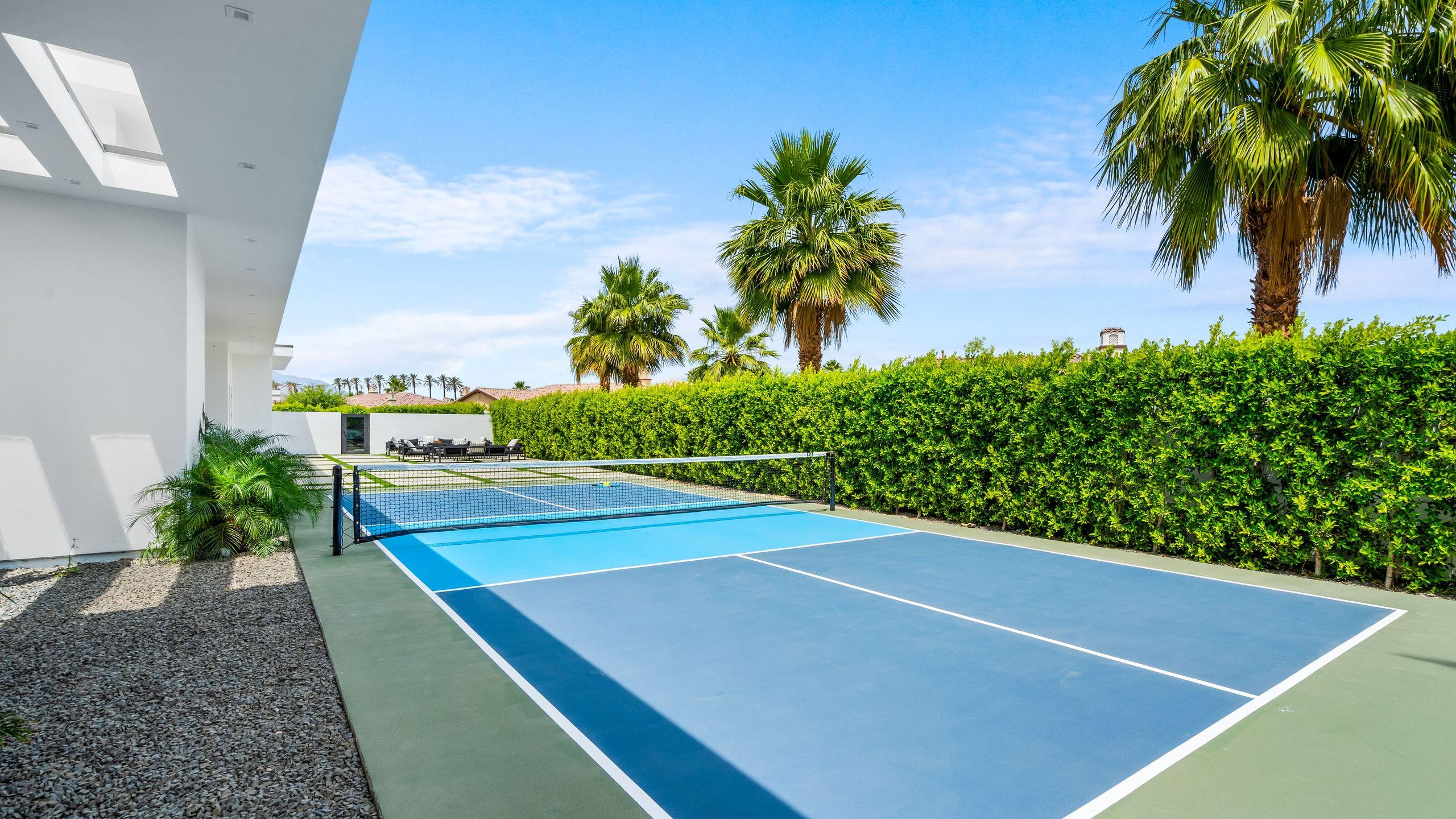 Sleeps 54 | 3 Luxury Villas w/ Pool + Spa, Pickleball | Bravo gallery image 2