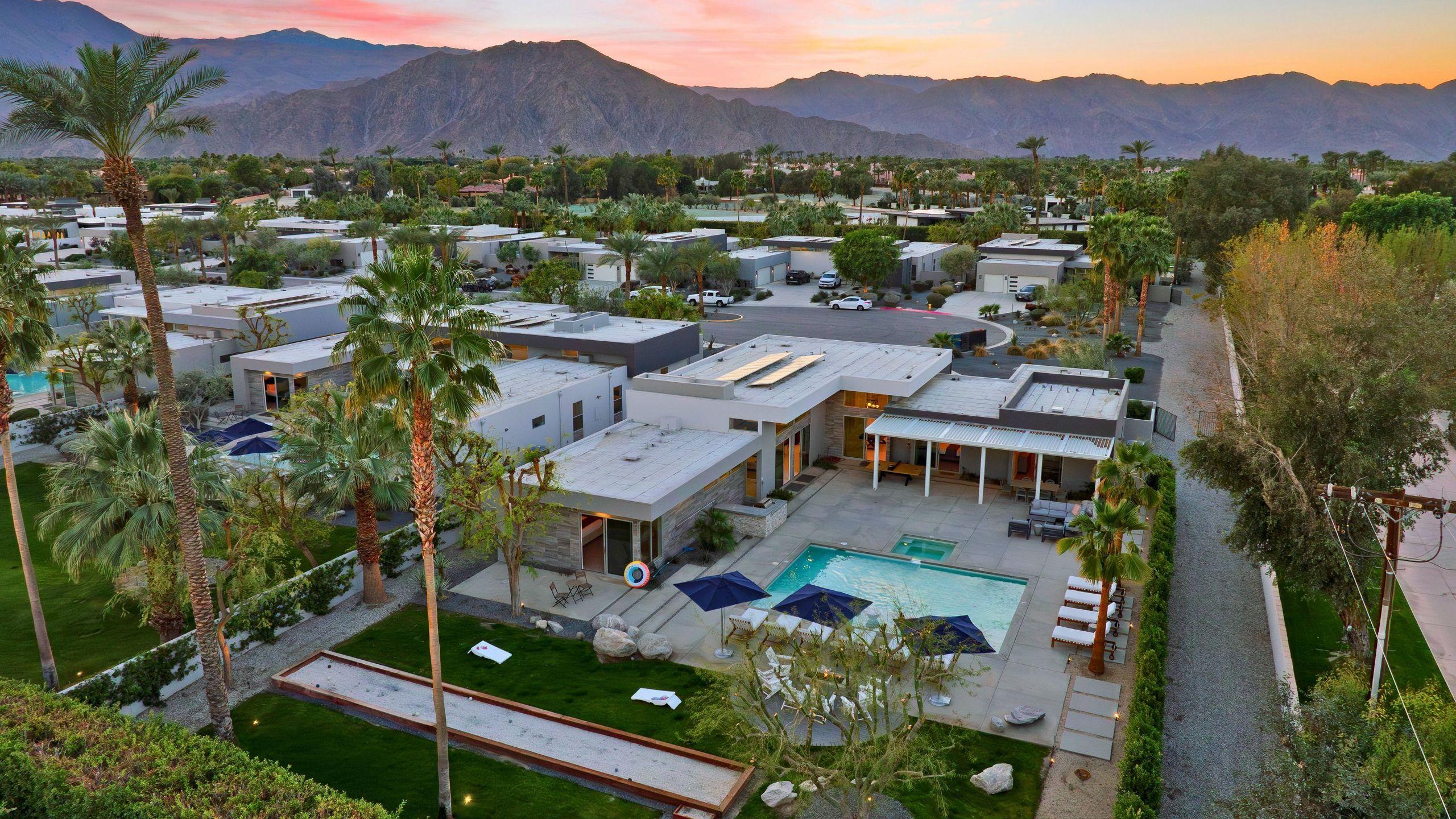 Polo Villas Mira gallery image 1