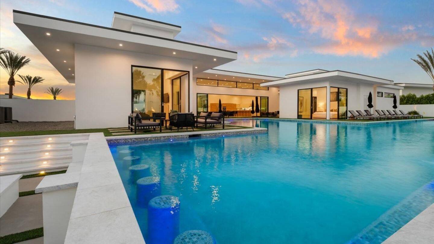 Bravo Villa #11 gallery image 5
