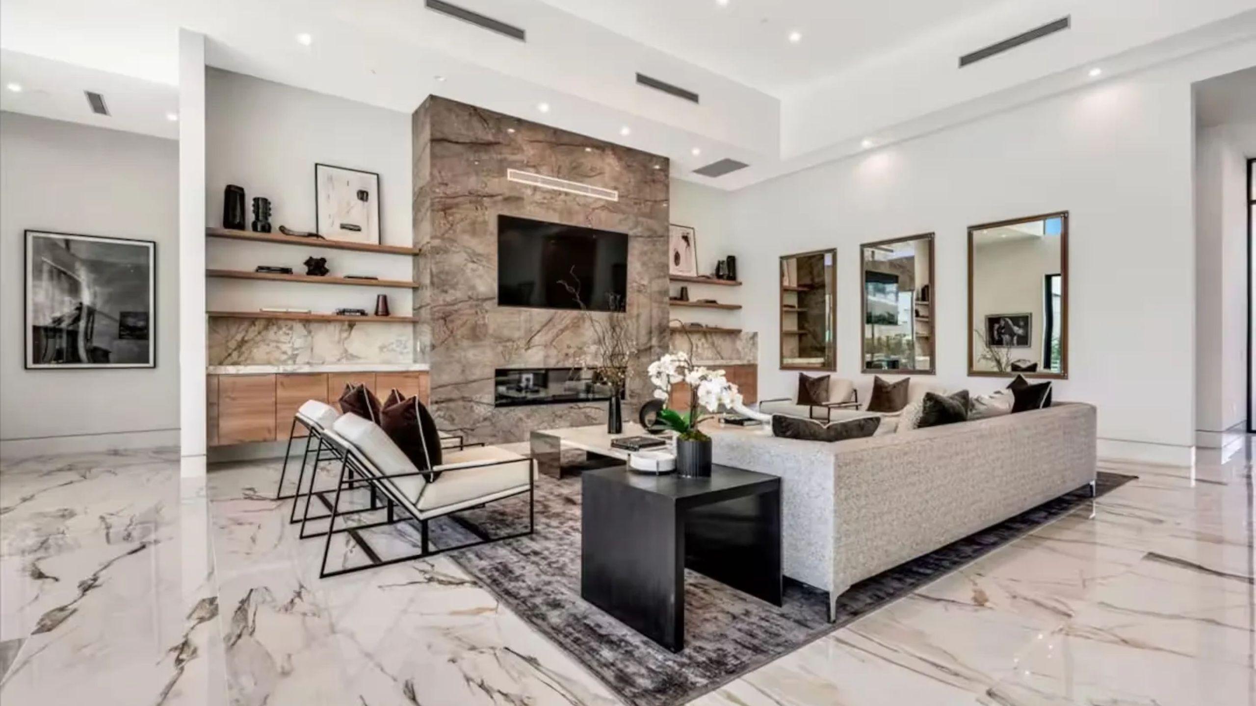 2 Luxury Villas • Pickleball Court, Pool, Putting Green | Bravo gallery image 8