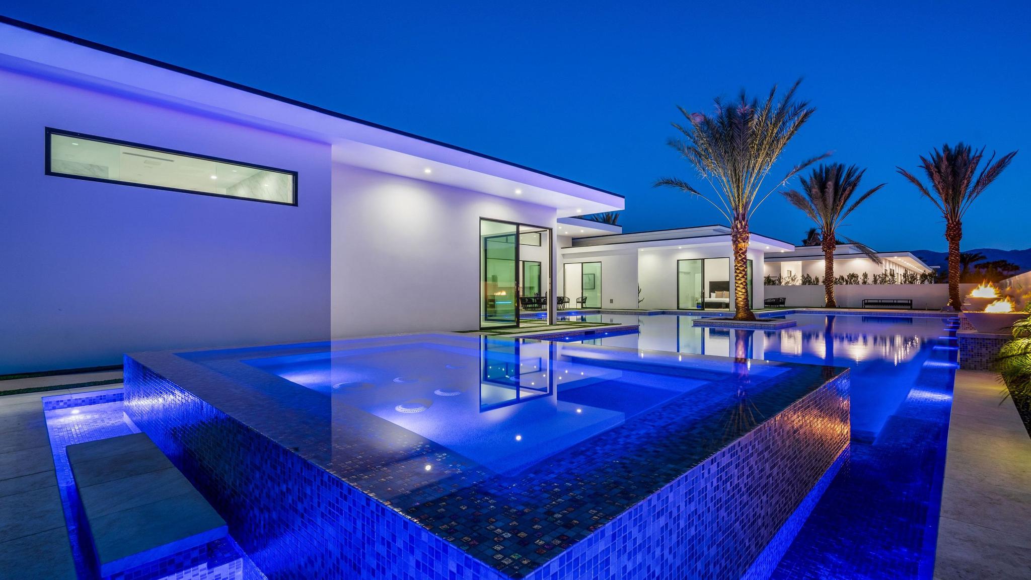Bravo Villa #13 gallery image 5