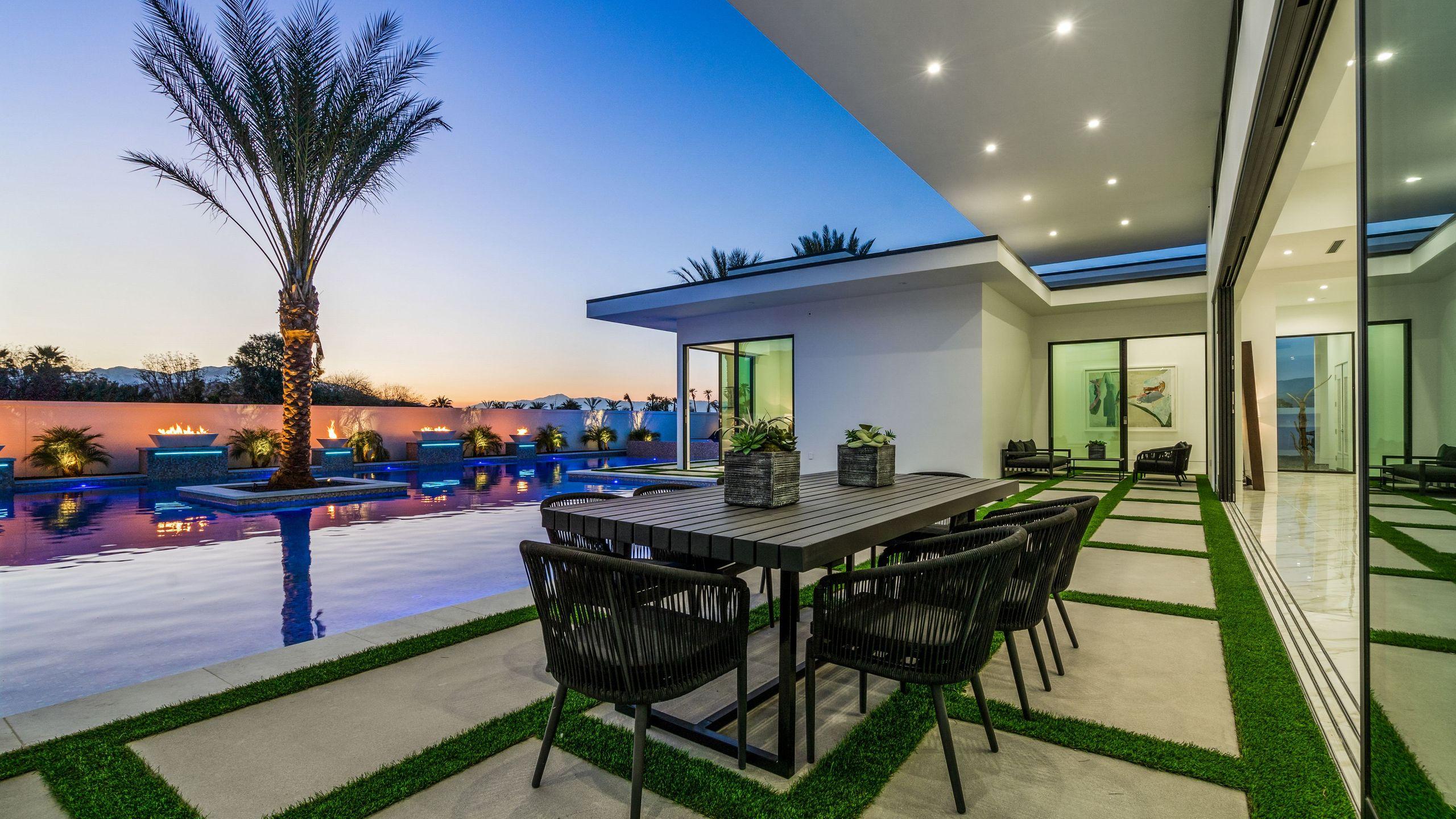 Pool, Hot Tub & Putting Green | Minutes from Dining & Golf | Bravo Villa #13 gallery image 8