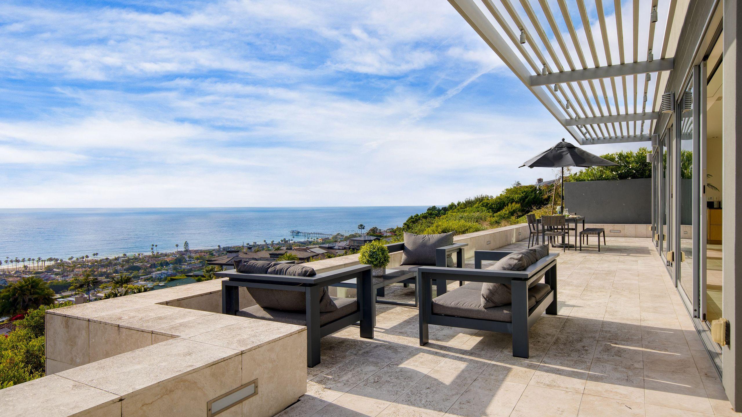 Jewel | Panoramic Ocean Views in La Jolla! gallery image 1