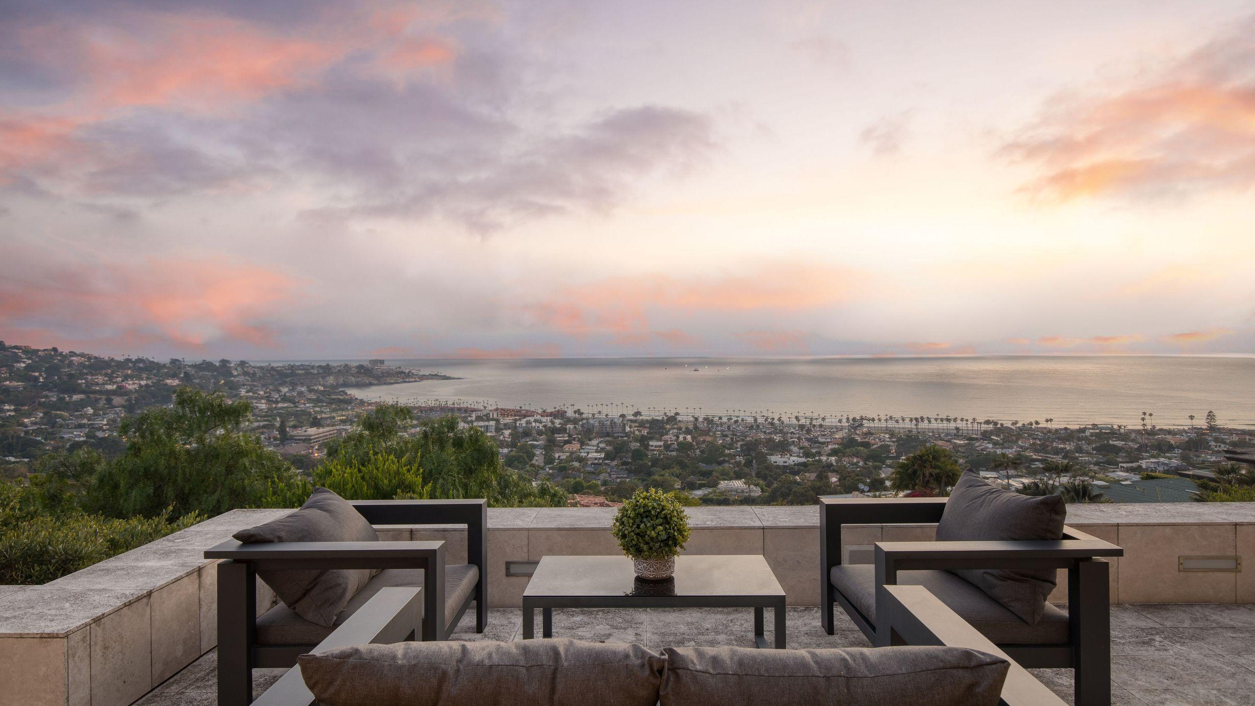 Jewel | Panoramic Ocean Views in La Jolla! gallery image 4