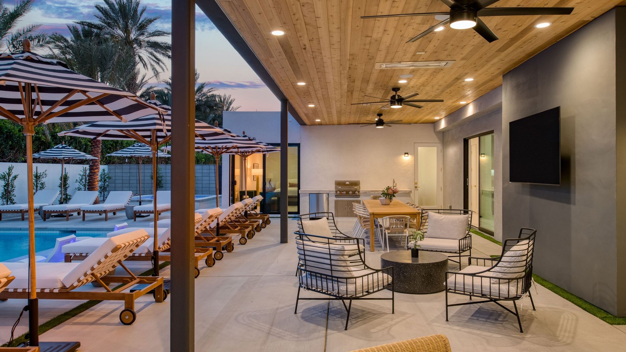 Polo Villa Aura