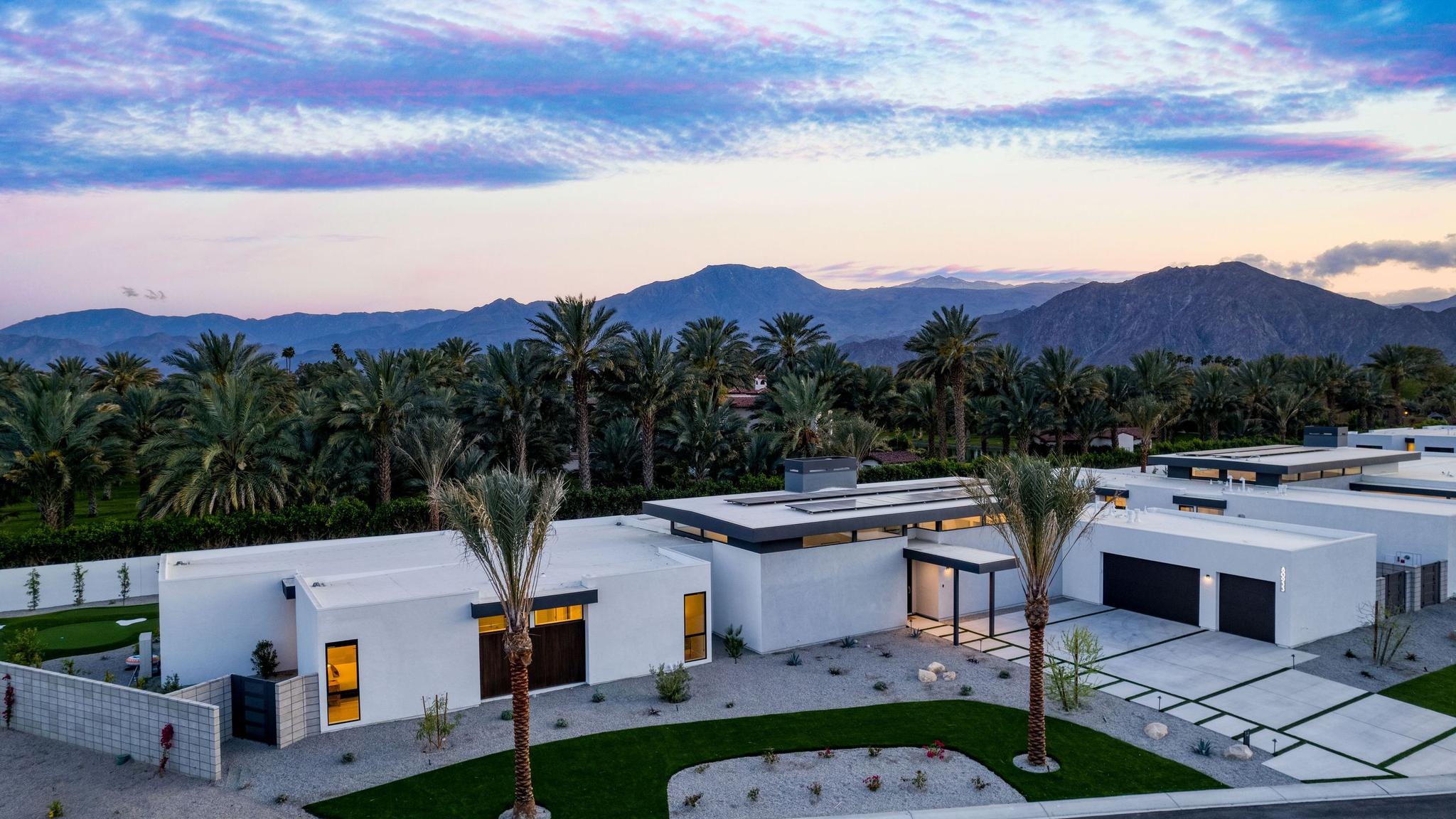 Polo Villa Aura gallery image 2
