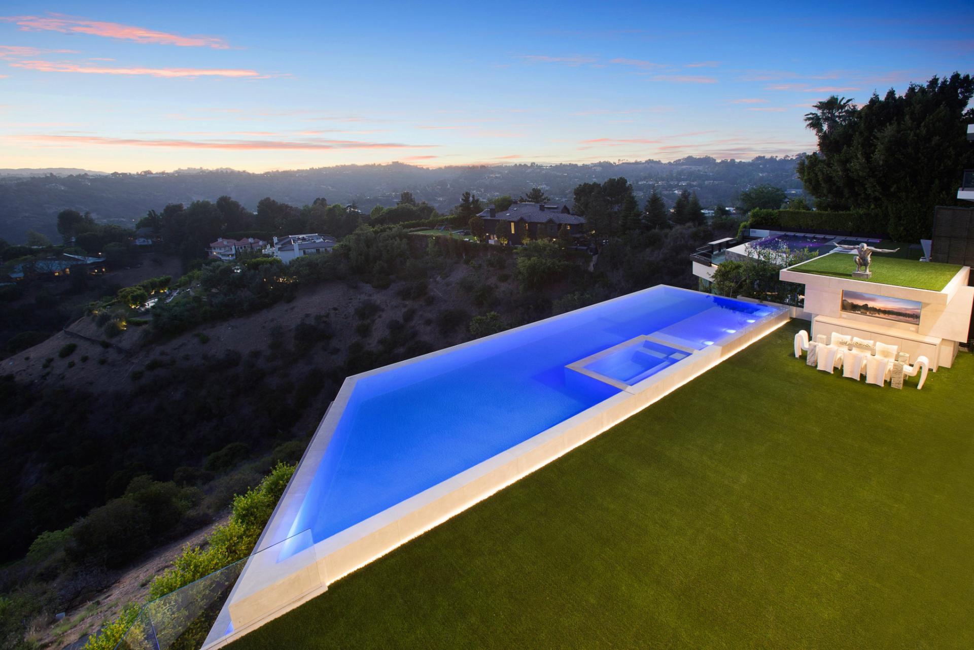 Highridge One gallery image 9