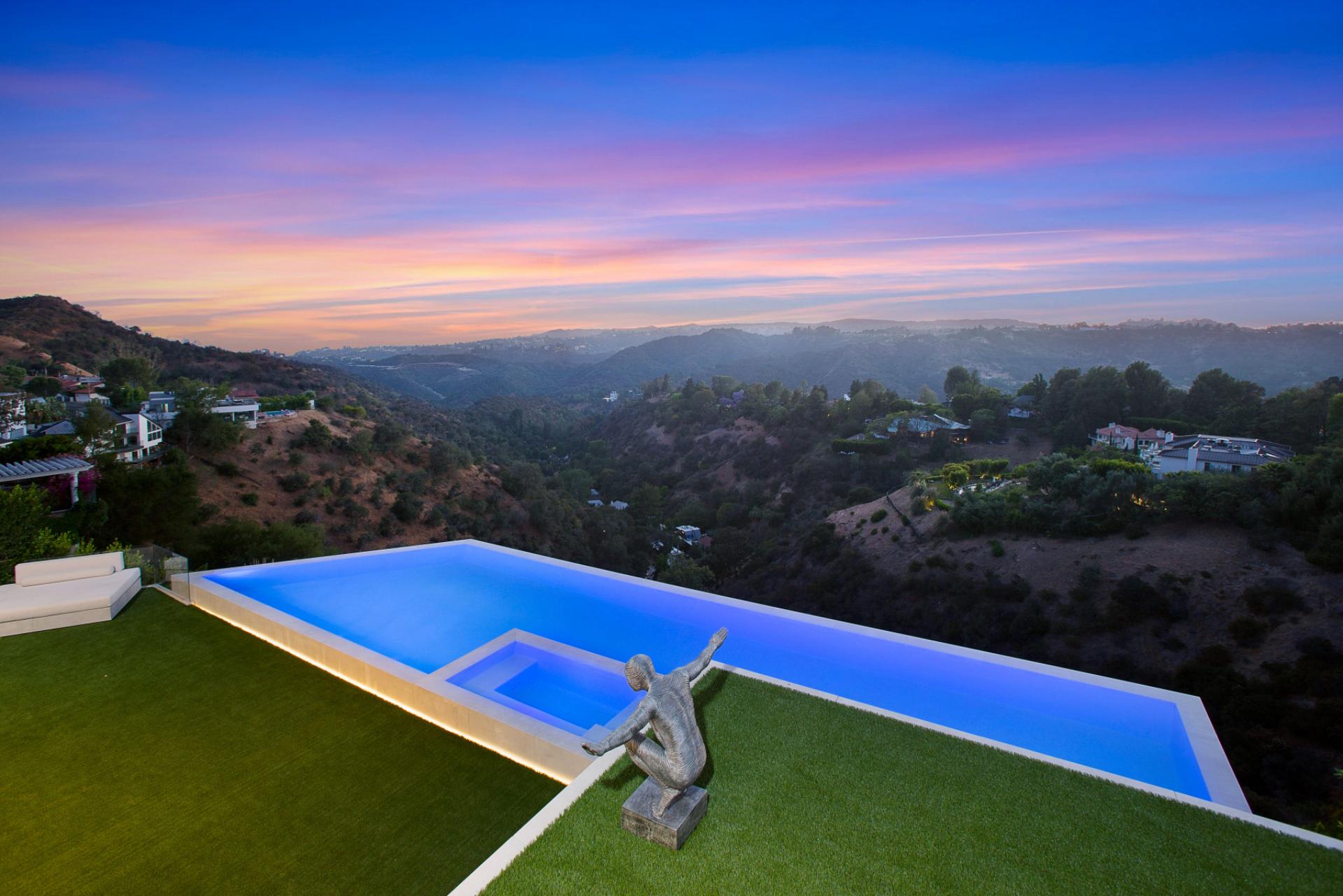 Highridge One gallery image 5