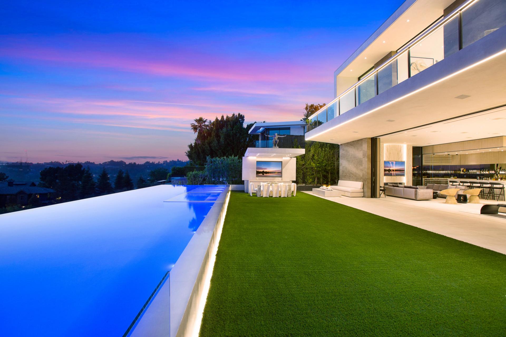 Highridge One gallery image 1