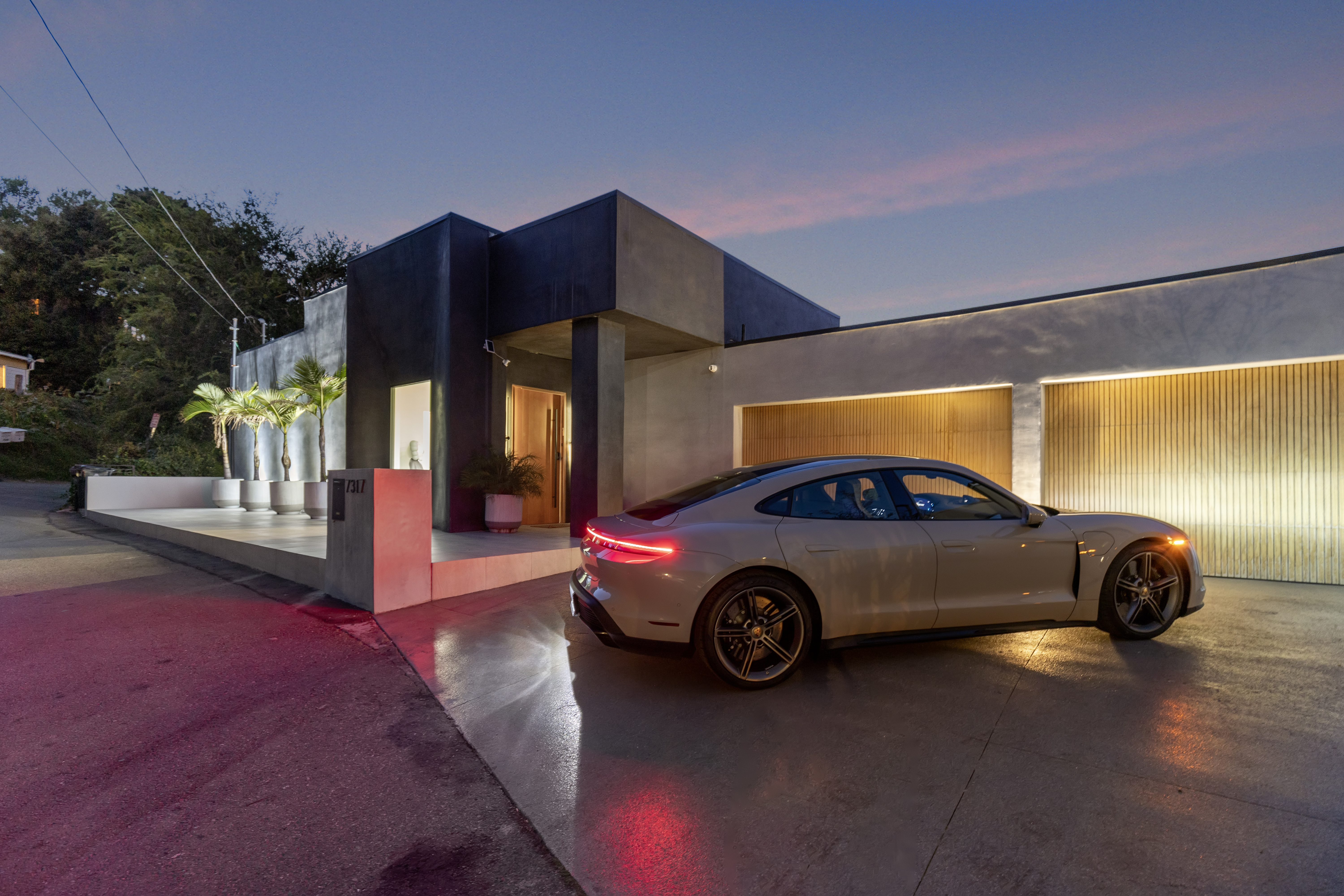 Caverna Estate gallery image 2
