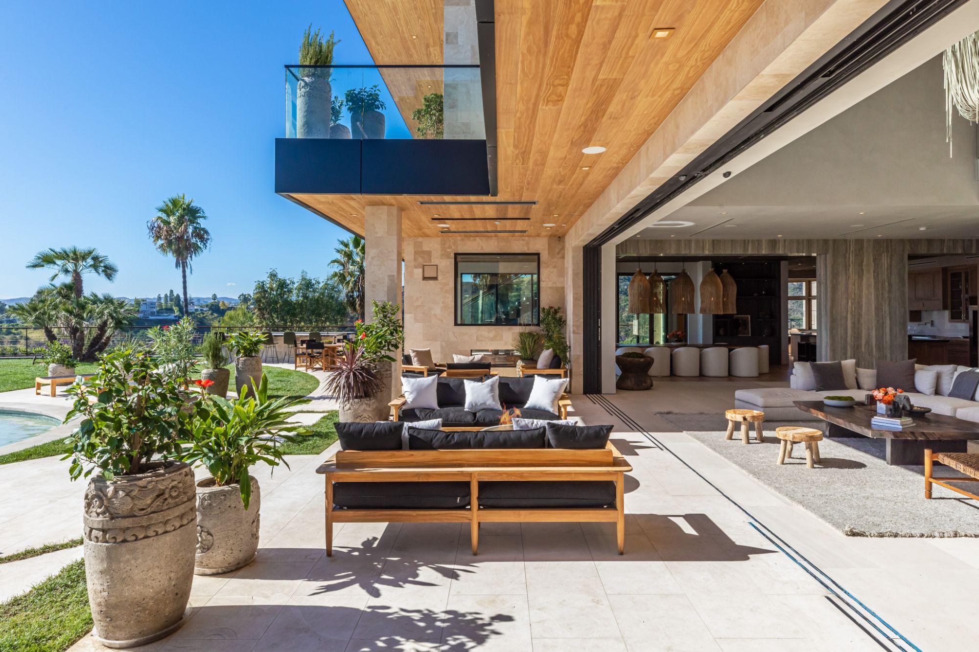 Villa Summit gallery image 9