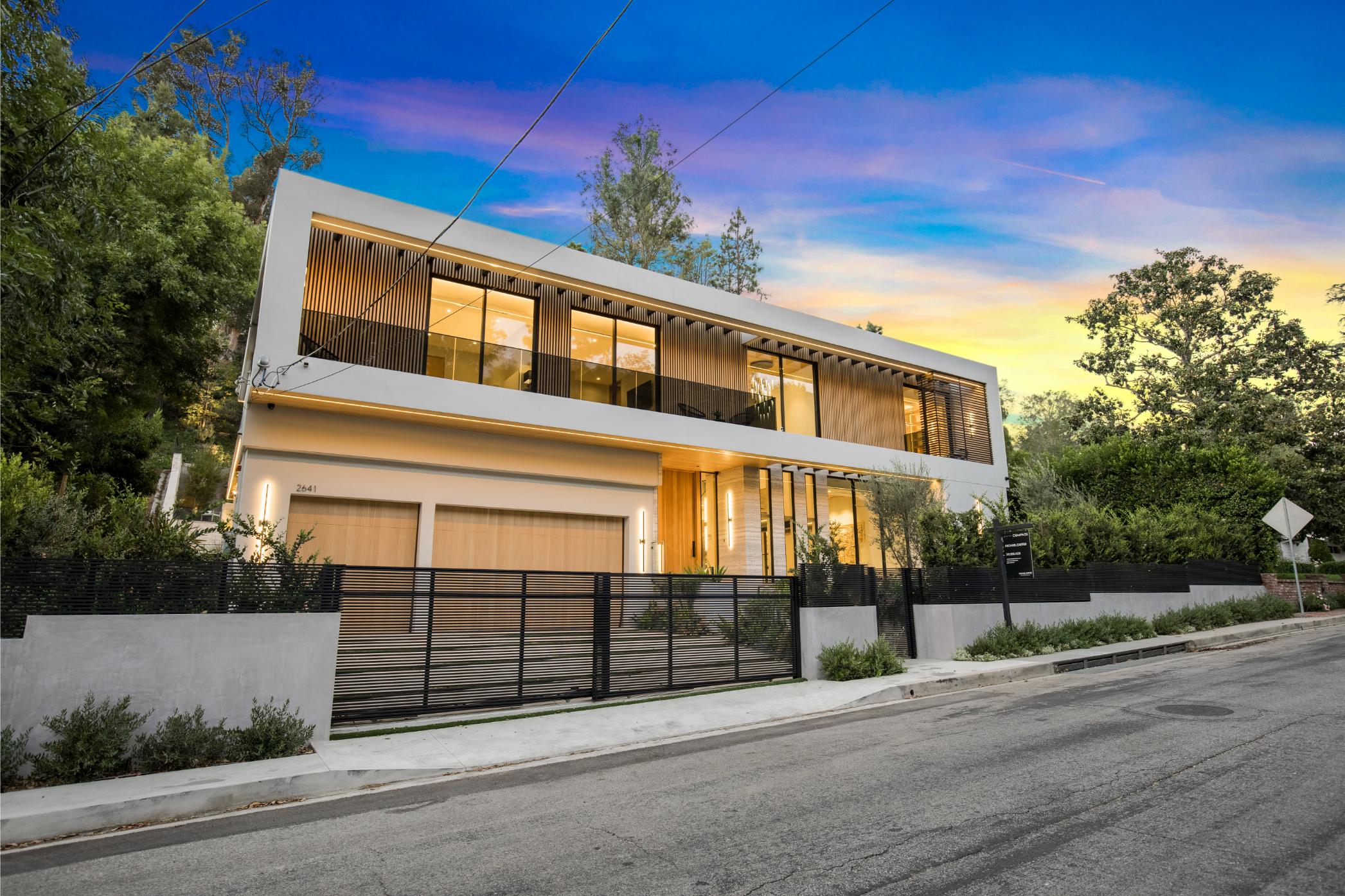 Hutton Modern gallery image 10