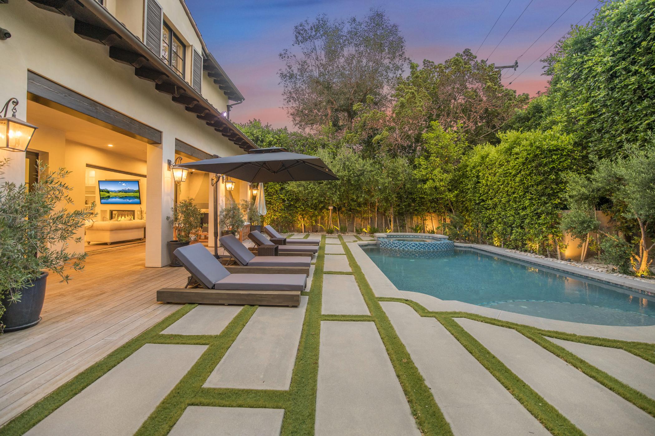 Spalding BH Mansion gallery image 2