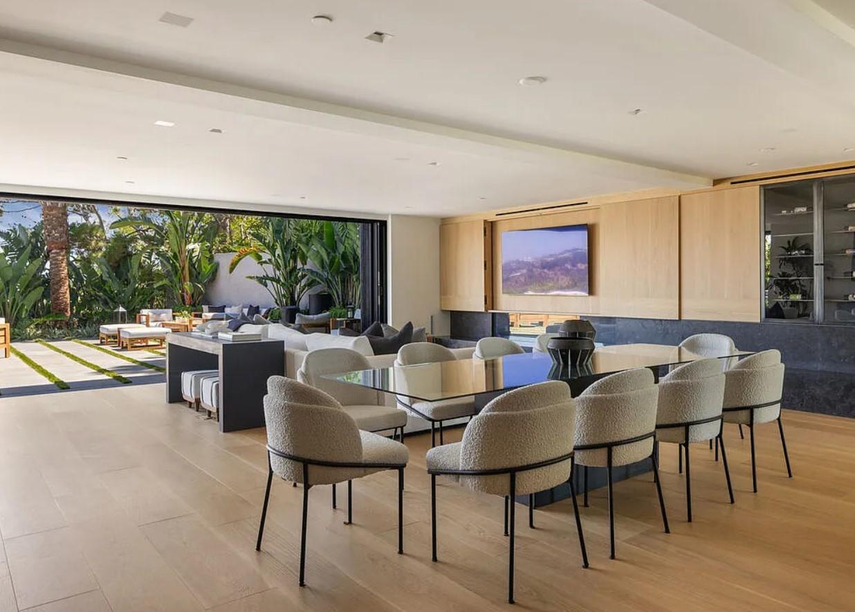 G Summit Estate gallery image 5