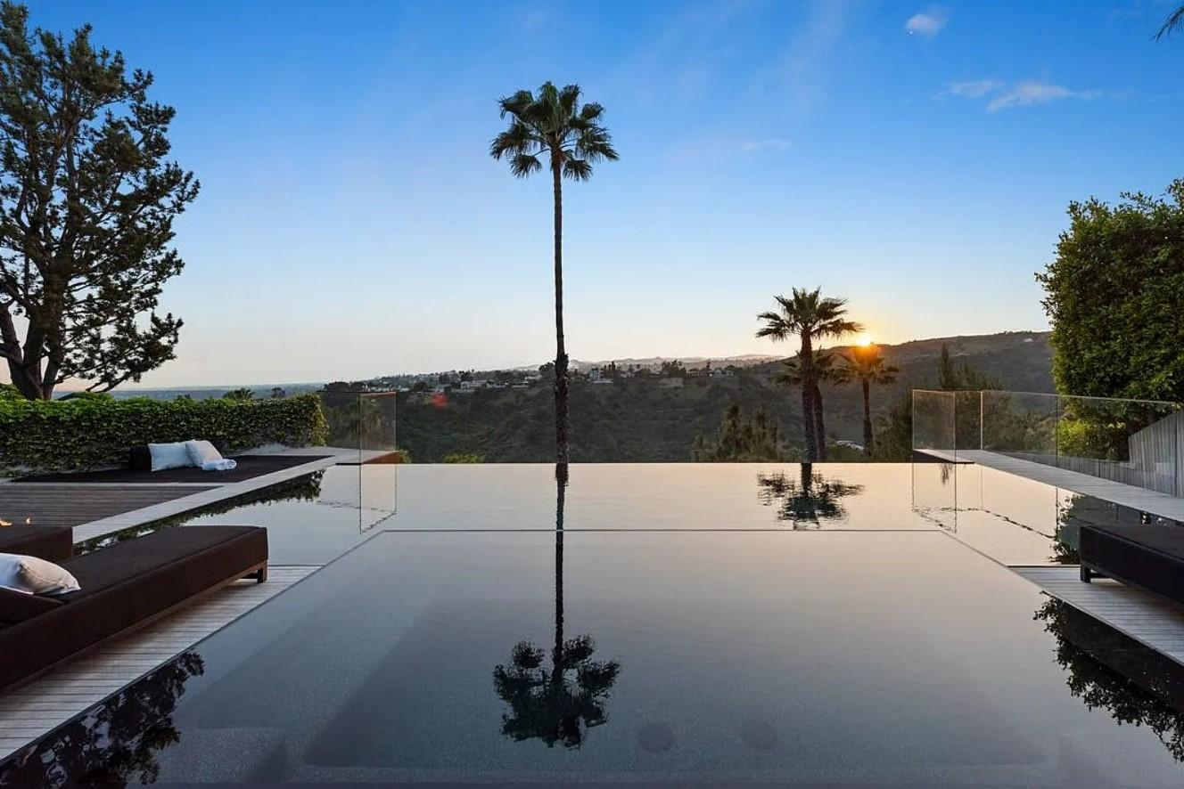 G Summit Estate gallery image 3