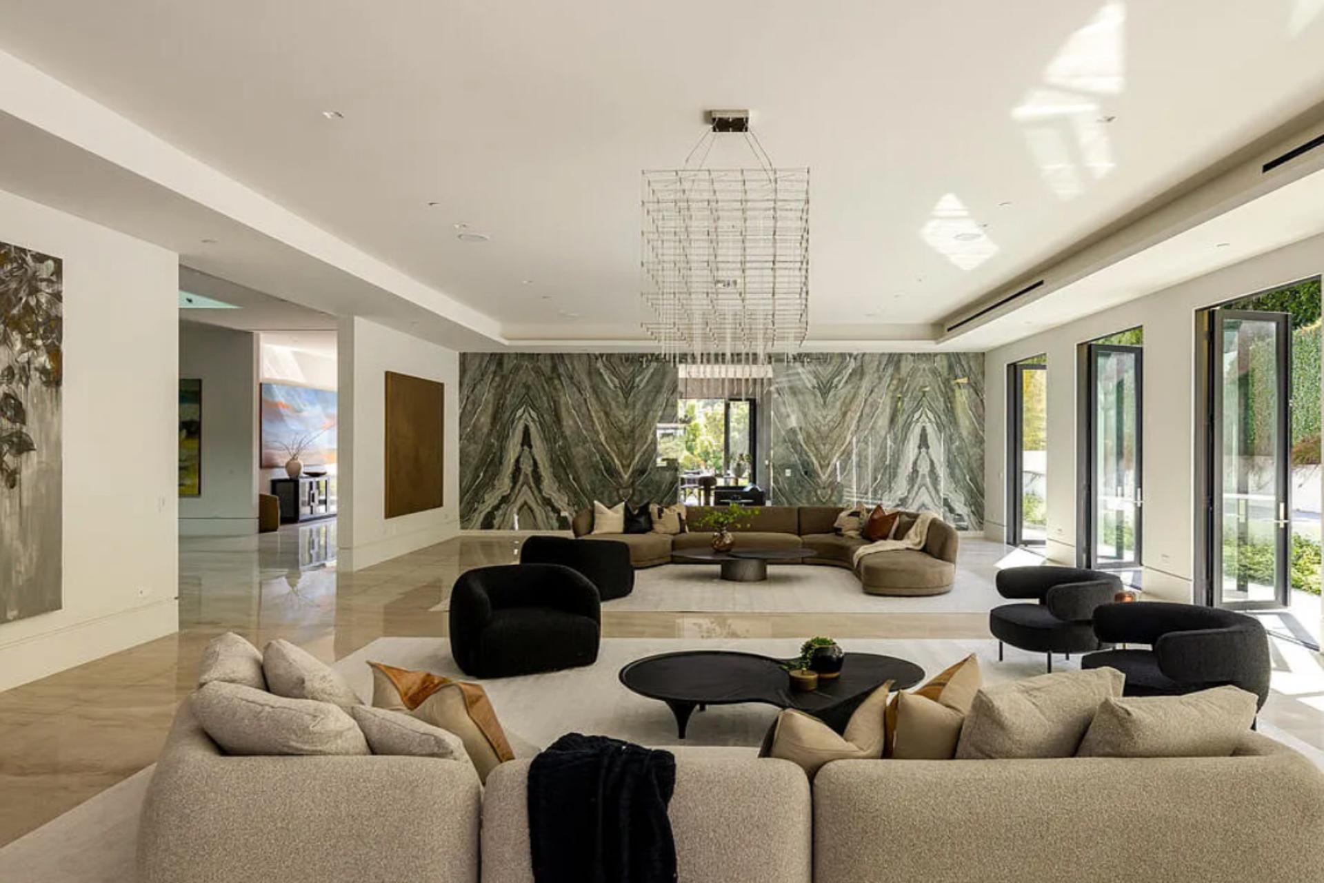 Kent Villa gallery image 8