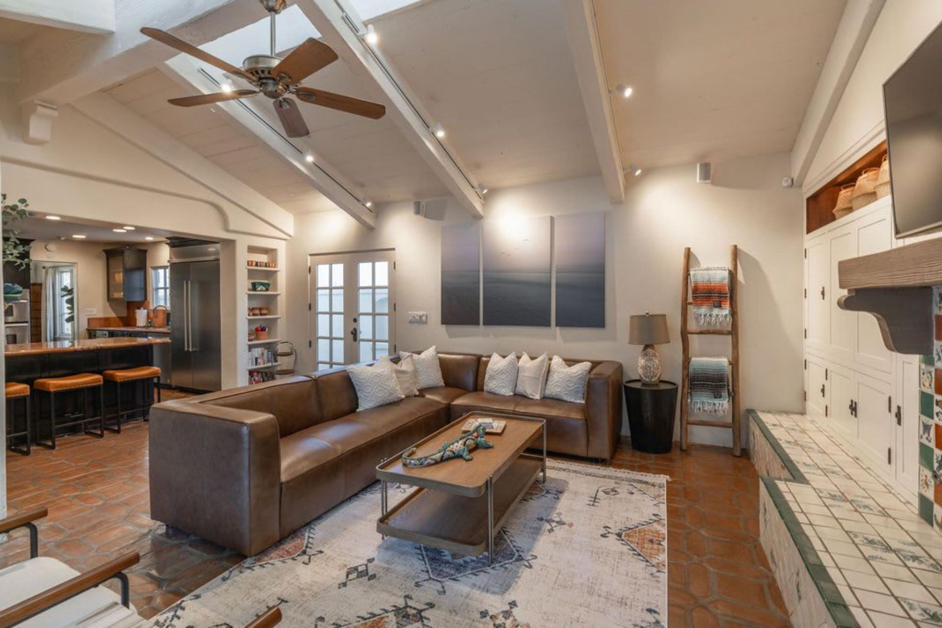 Spanish Coastal Villa gallery image 10
