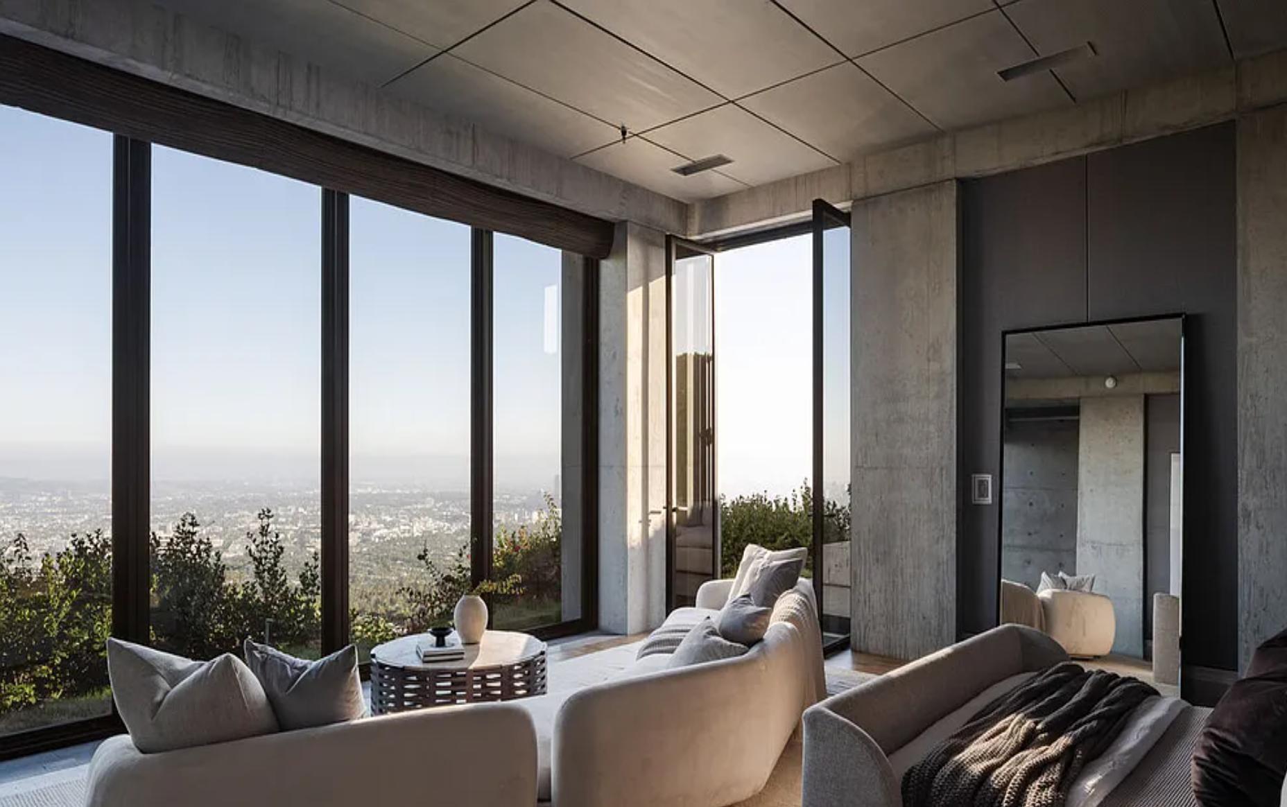 Trousdale Villa gallery image 6