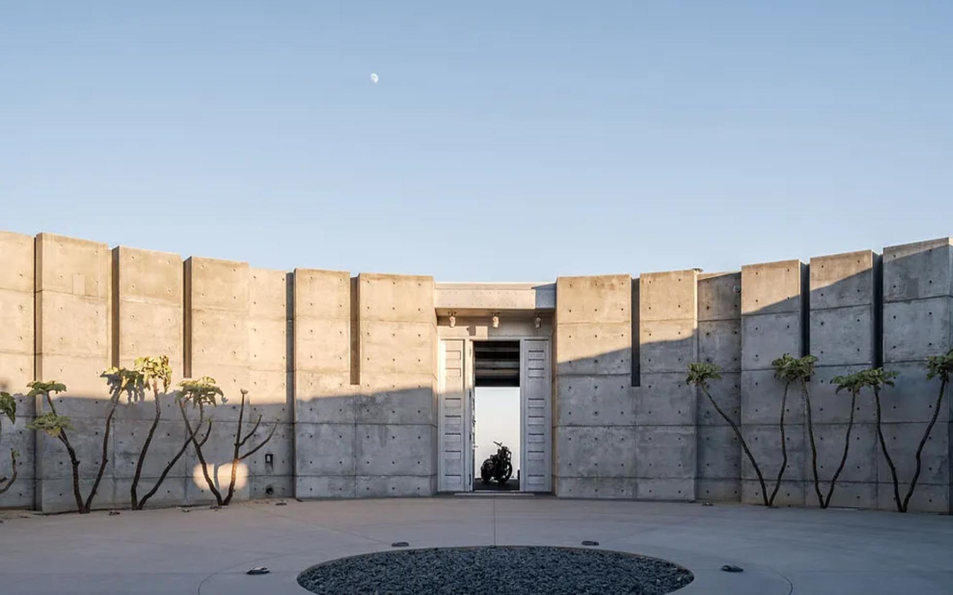 Trousdale Villa gallery image 10