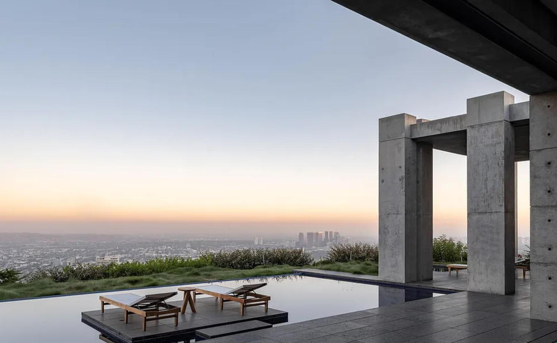 Trousdale Villa gallery image 9