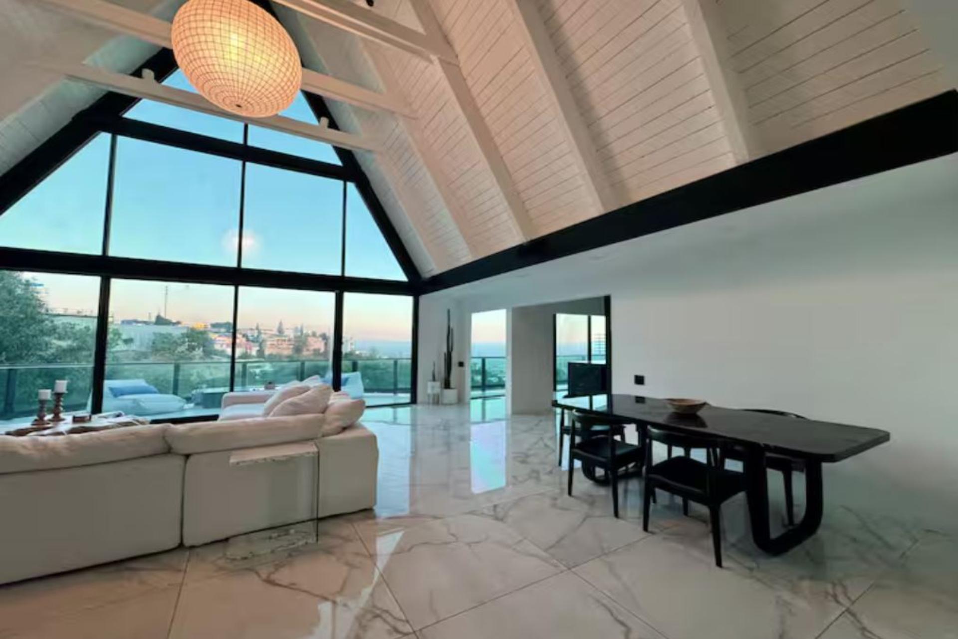Apex Sunset gallery image 7