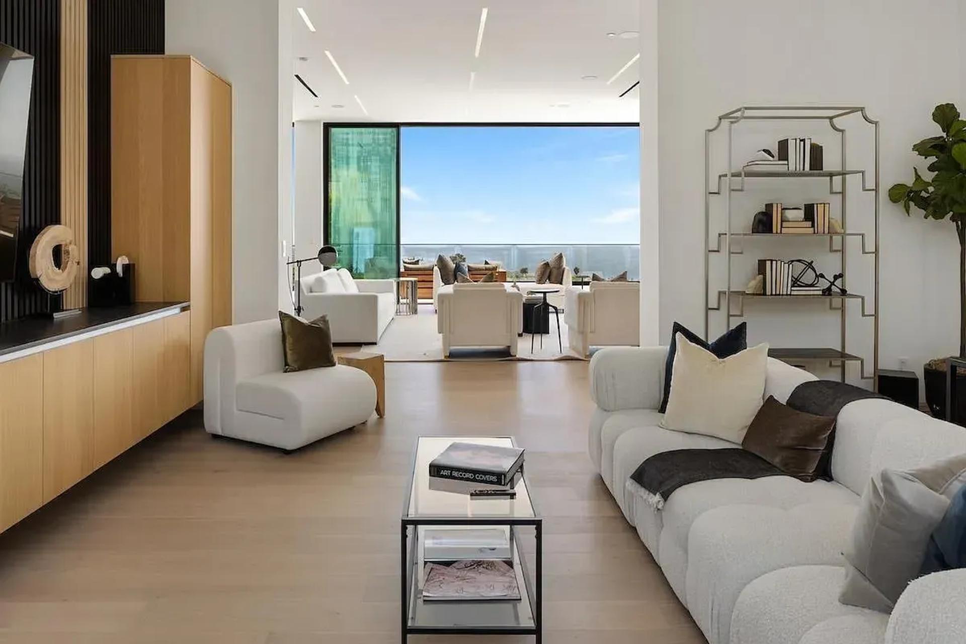 Malibu Grand Vista gallery image 9