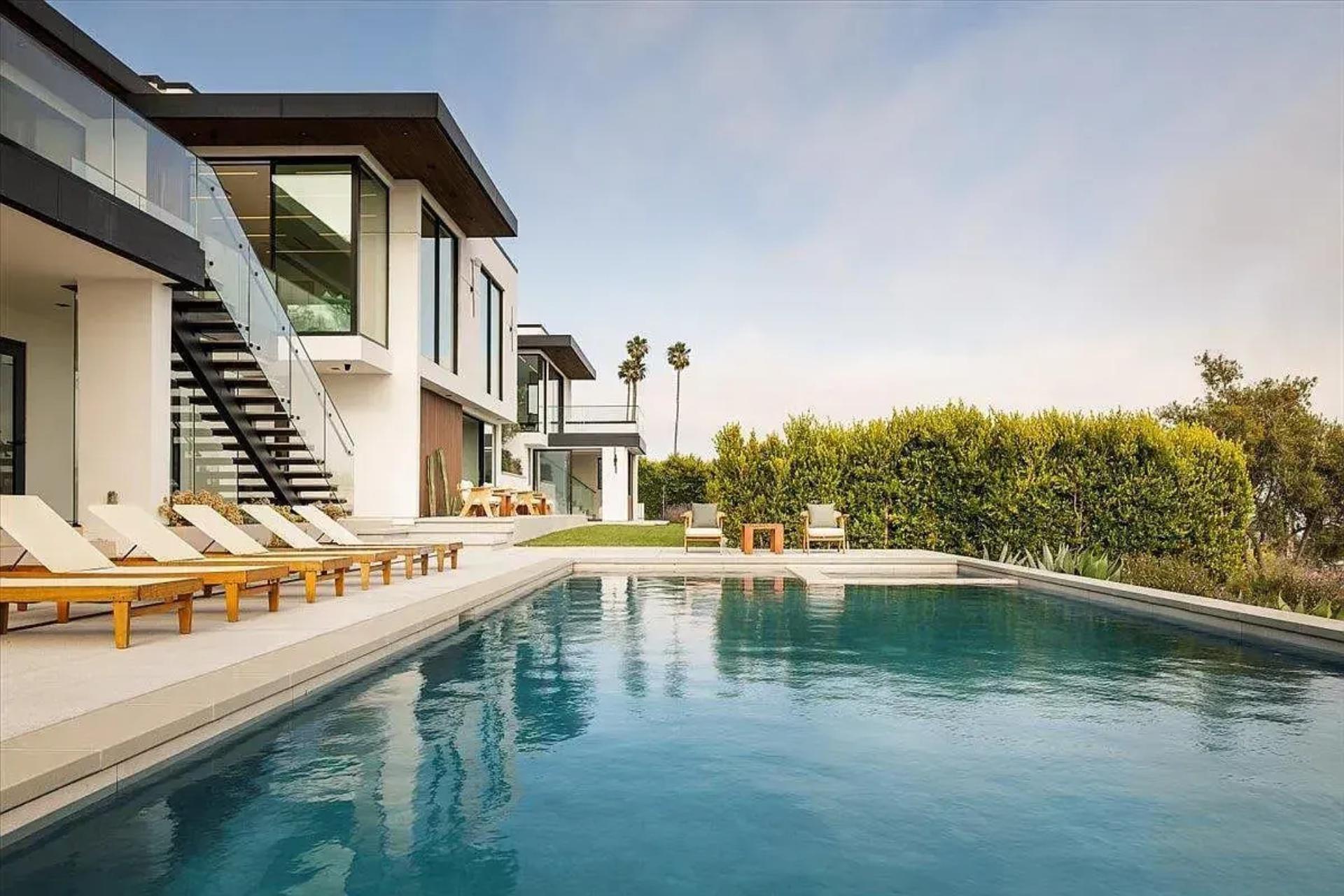 Malibu Grand Vista gallery image 2
